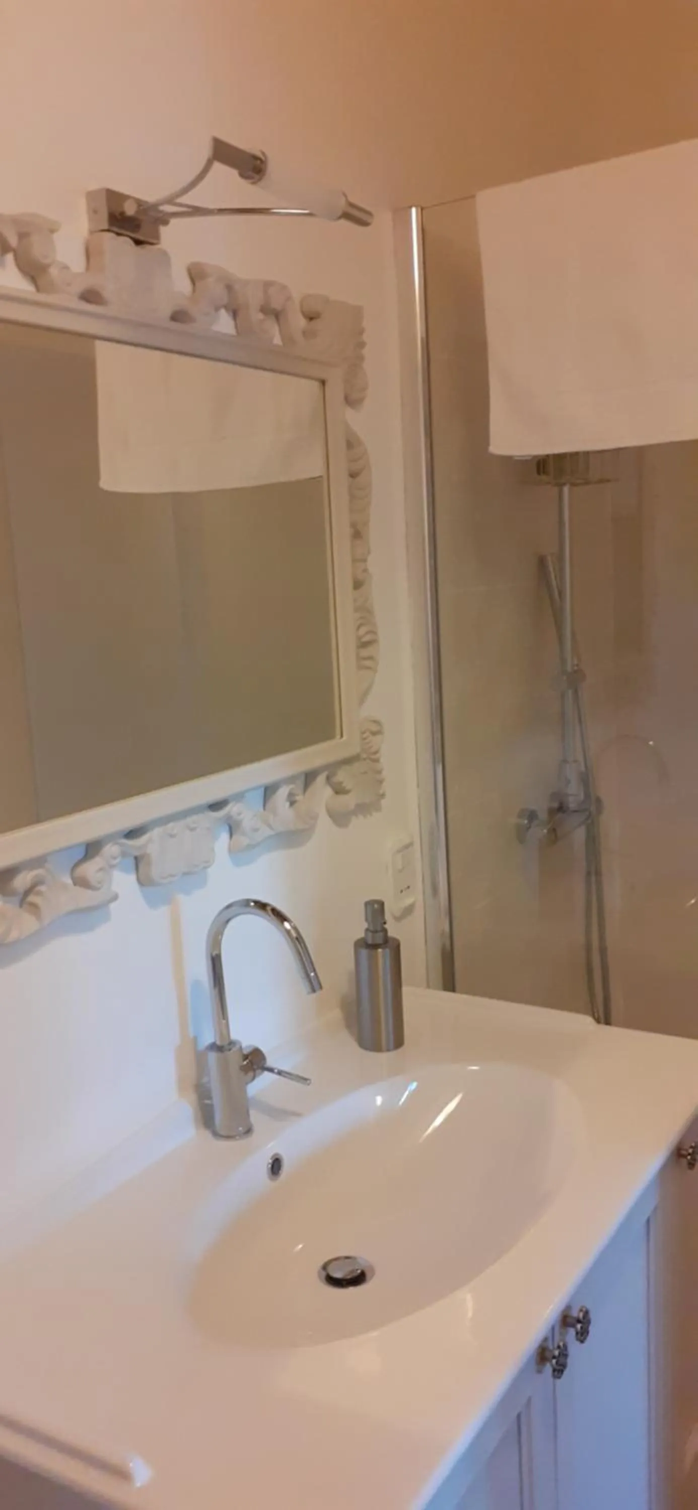 Bathroom in Villa Bella Rosa