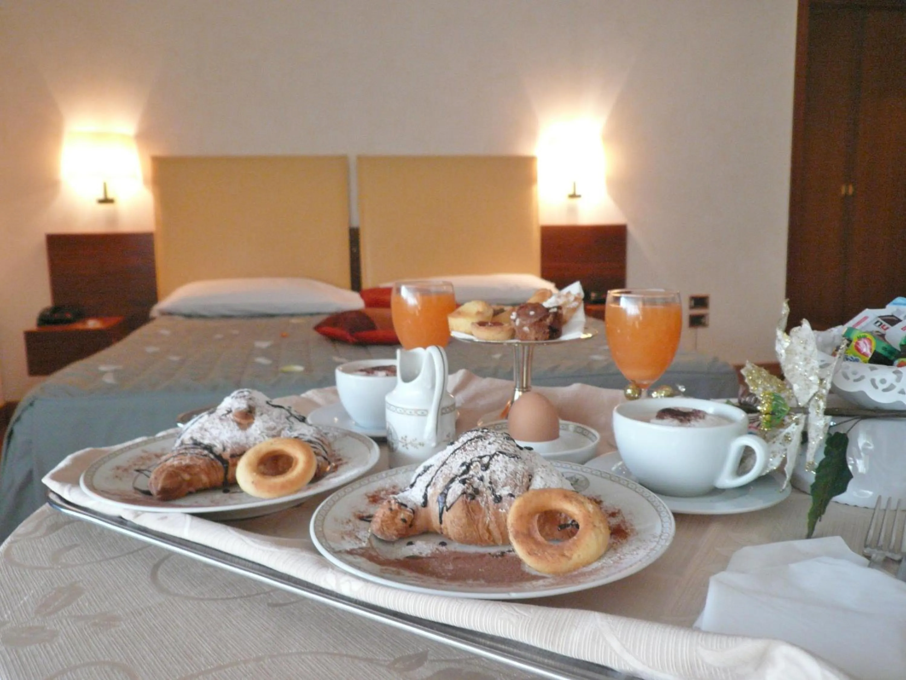 Breakfast, Bed in Solofra Palace Hotel & Resort