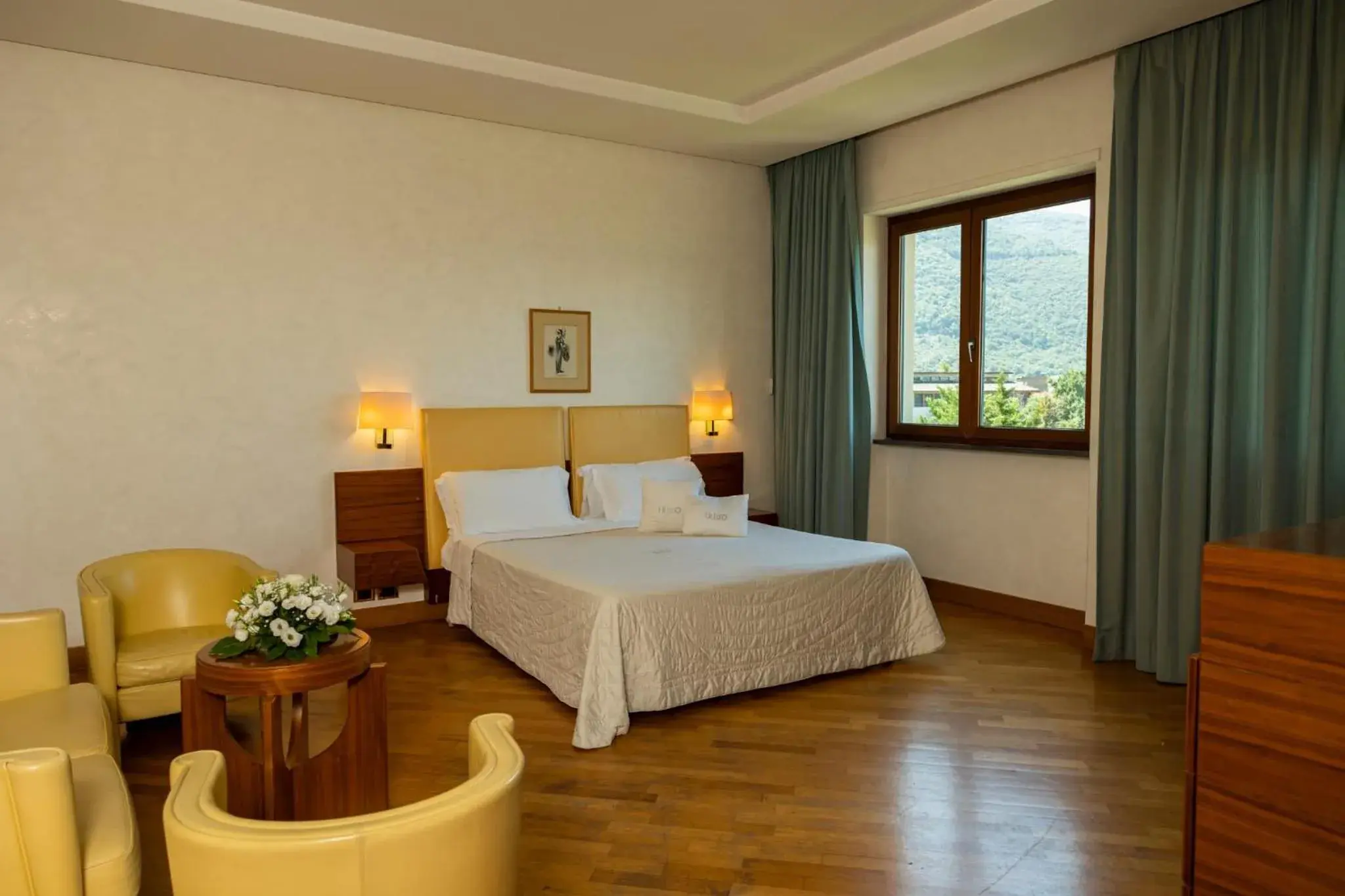 Deluxe Double Room in Solofra Palace Hotel & Resort Deluxe Double Room in Solofra Palace Hotel & Resort
