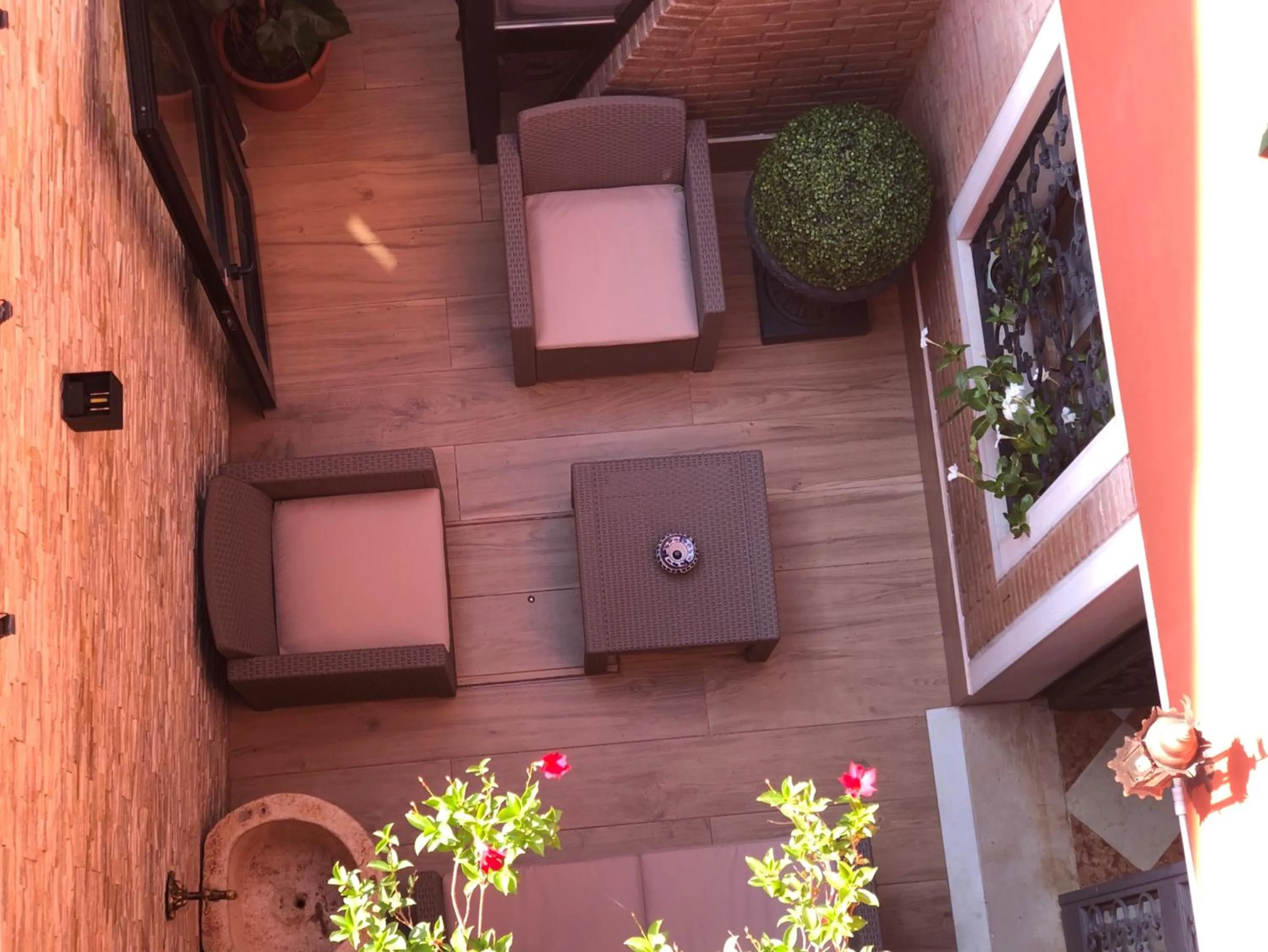 Patio in Hotel Ariel Silva