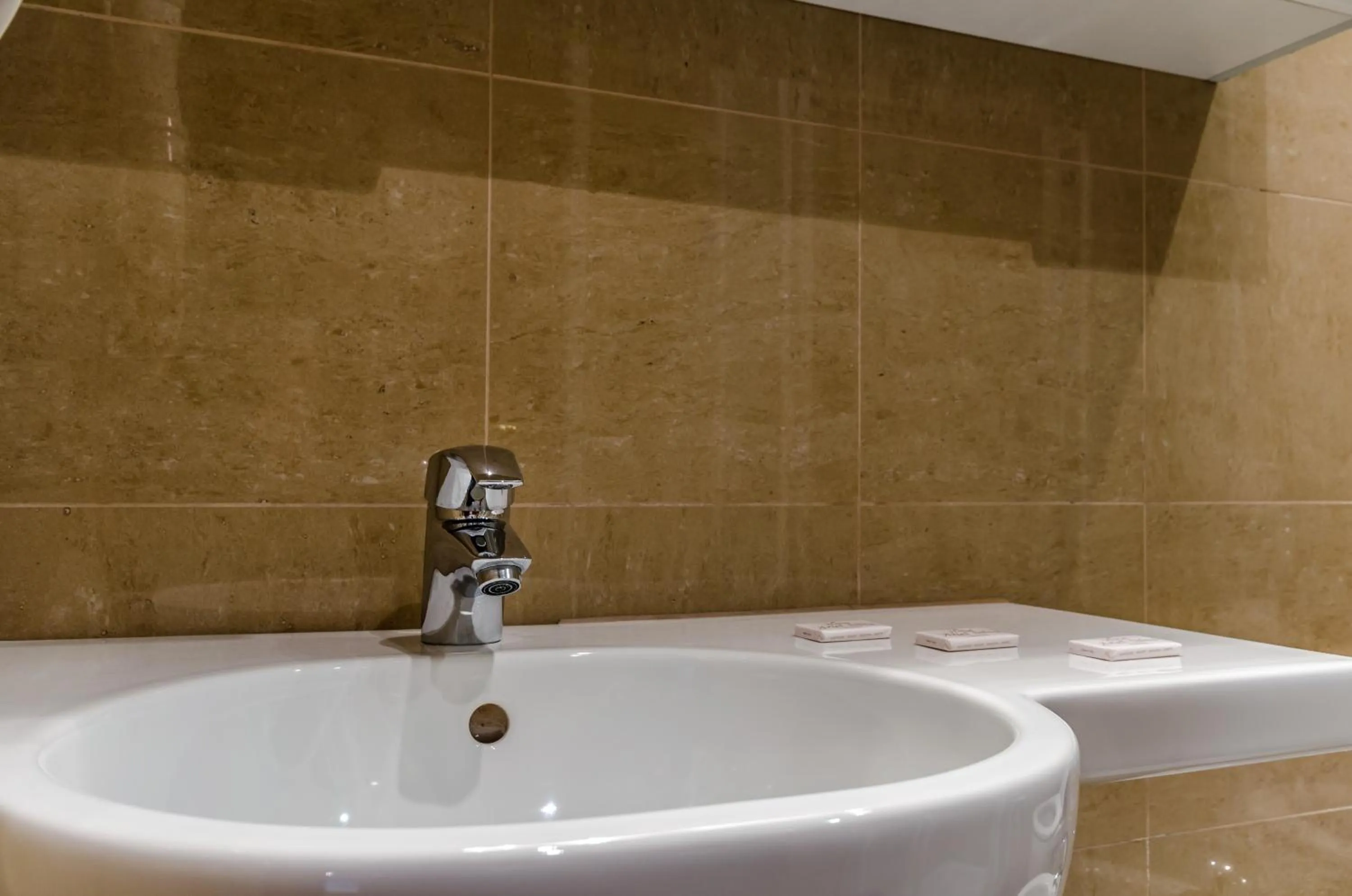 Bathroom in Hotel Ariel Silva