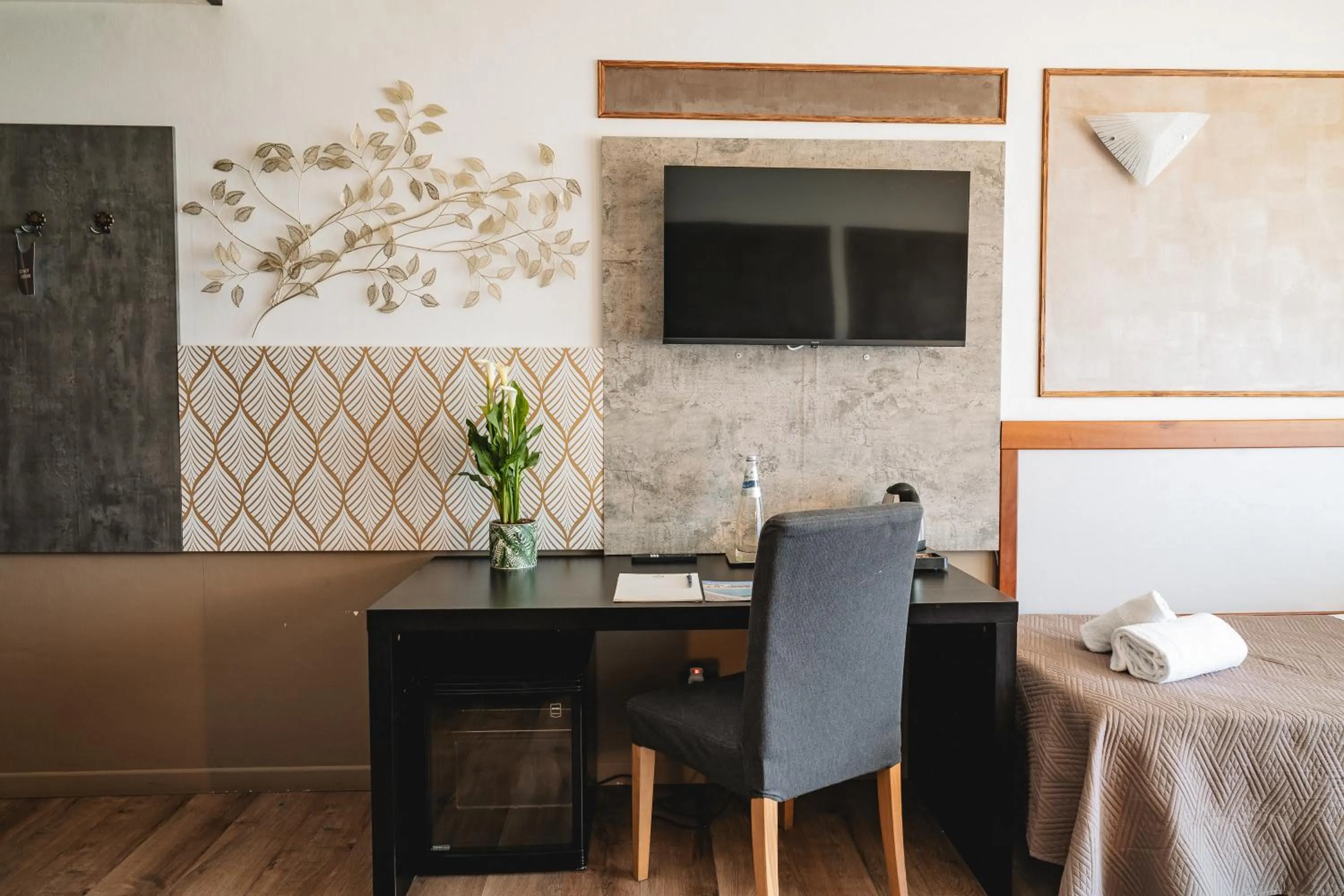 Bedroom in Hotel Carignano