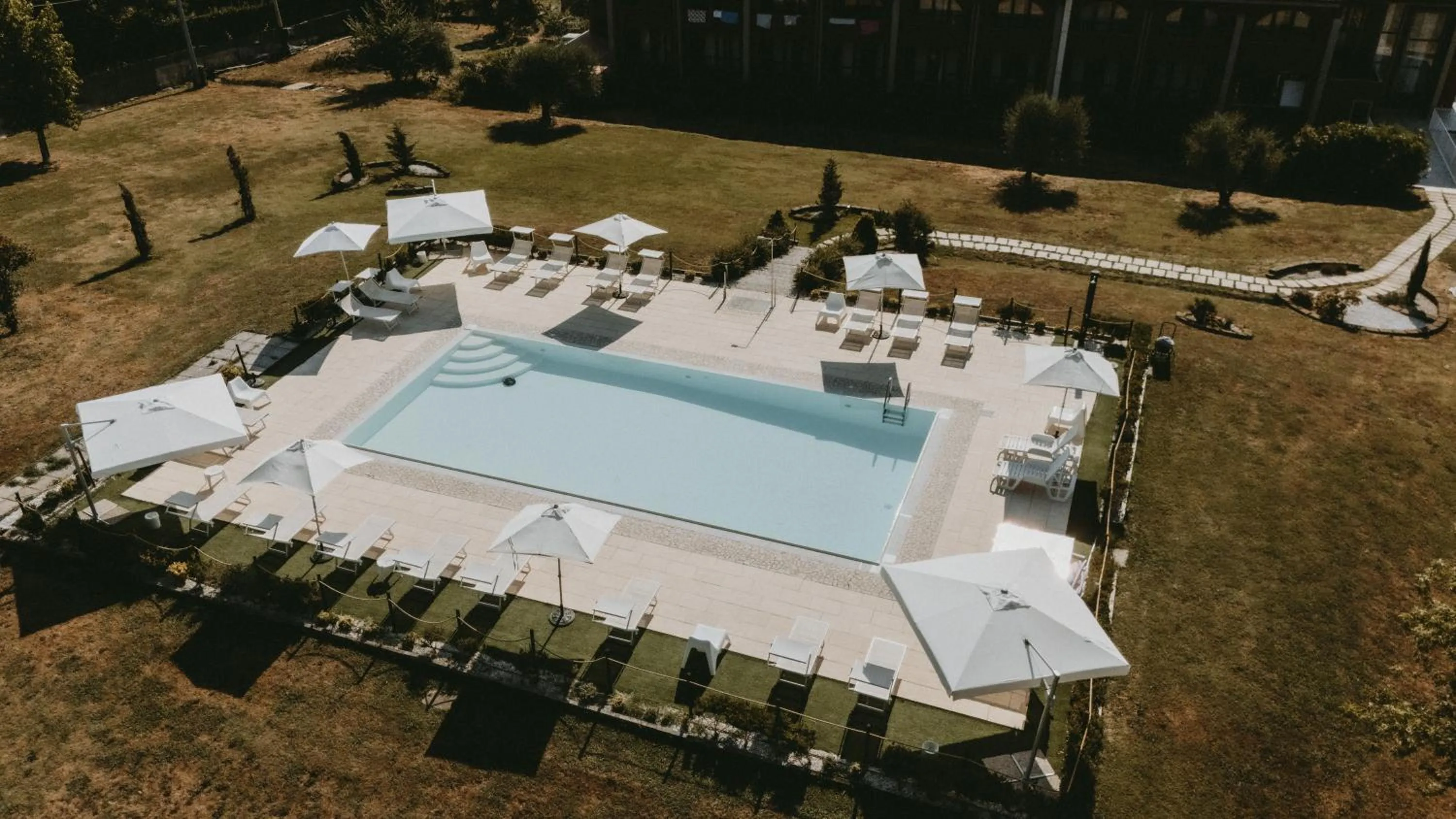 Swimming pool in Hotel Carignano