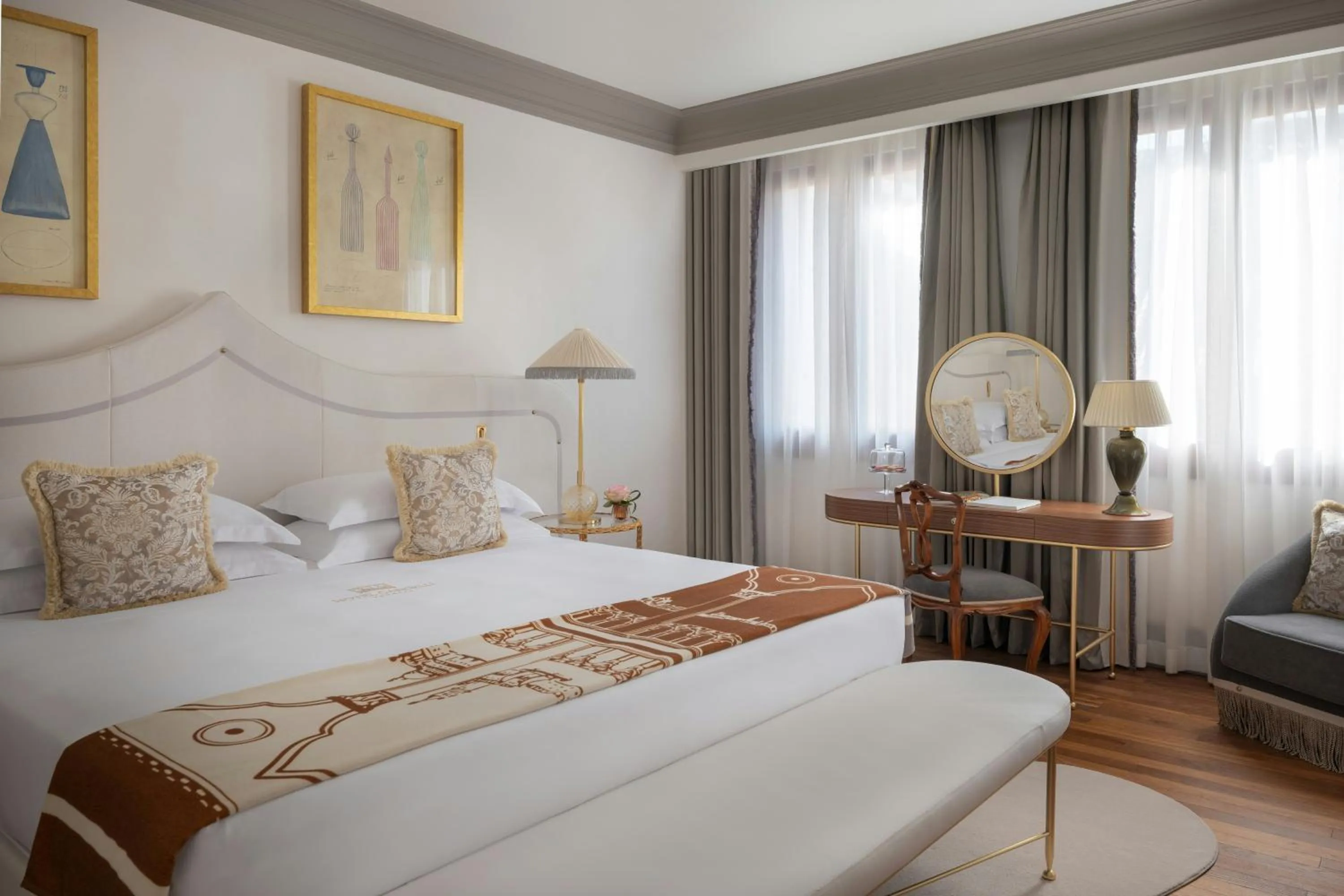Photo of the whole room, Bed in Hotel Gabrielli Venezia - Starhotels Collezione