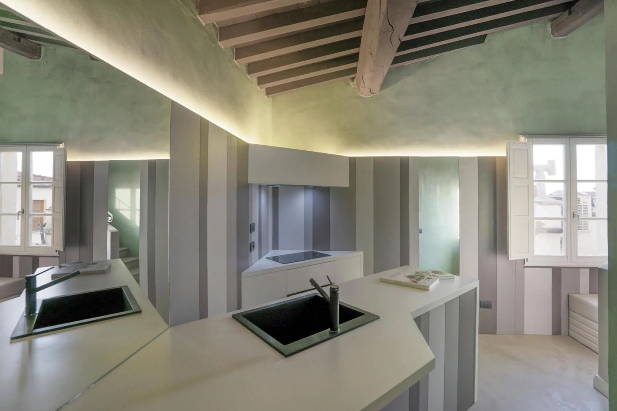 Kitchen or kitchenette in Palazzo dei Ciompi Suites