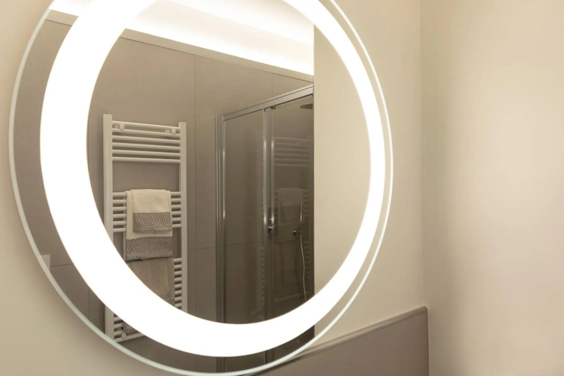 Bathroom in Palazzo dei Ciompi Suites