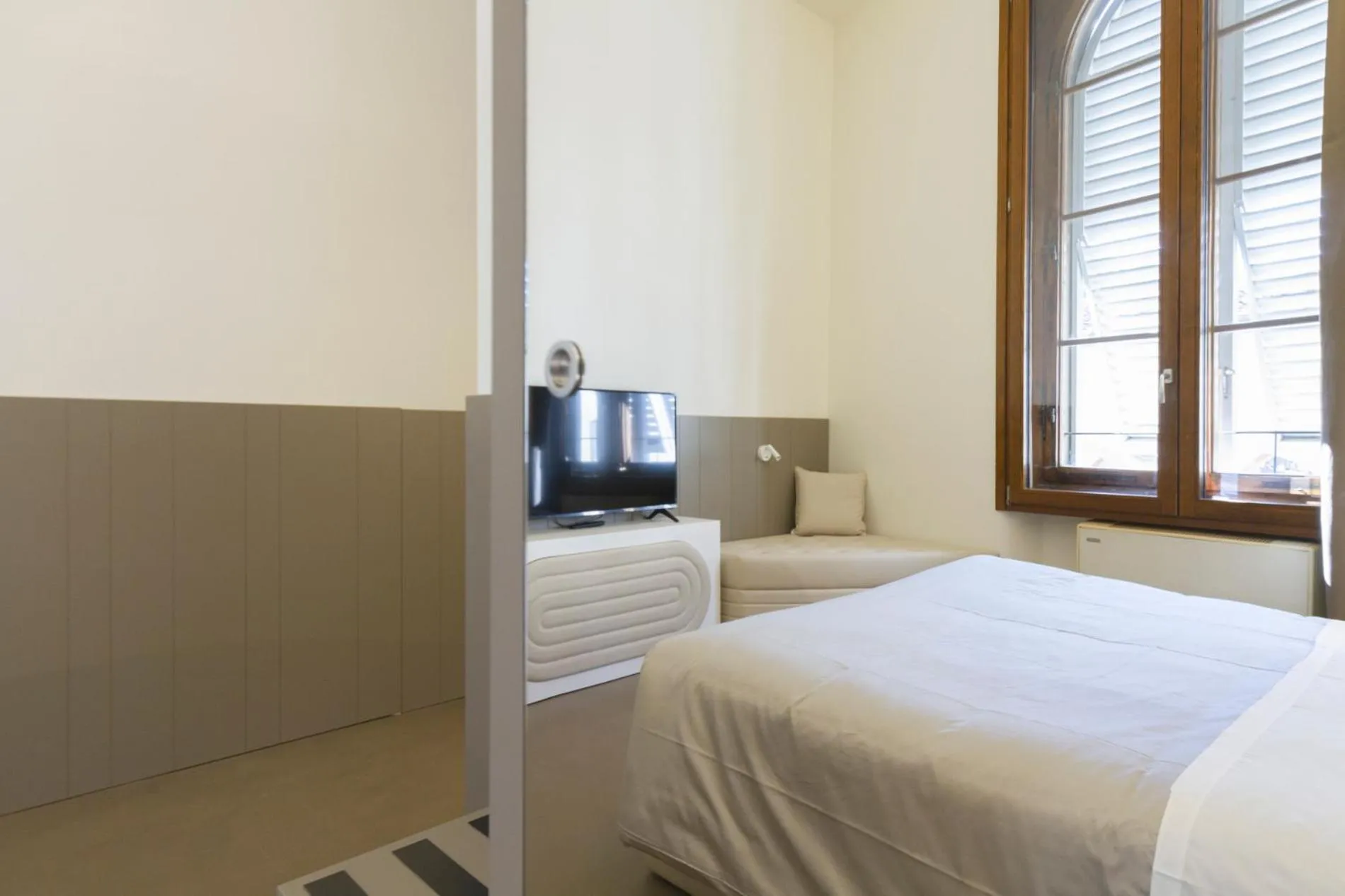 Photo of the whole room, Bed in Palazzo dei Ciompi Suites