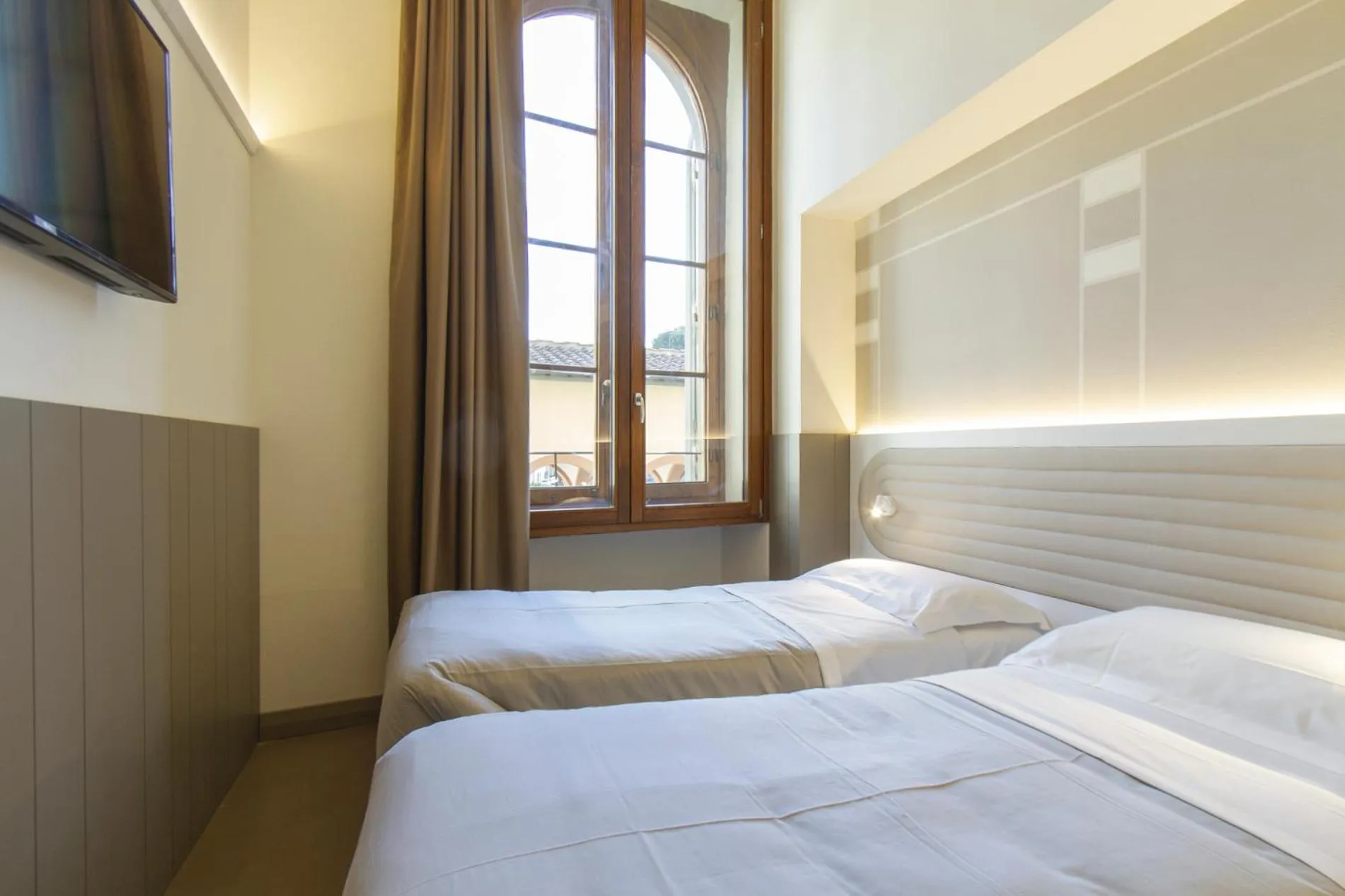 Photo of the whole room, Bed in Palazzo dei Ciompi Suites