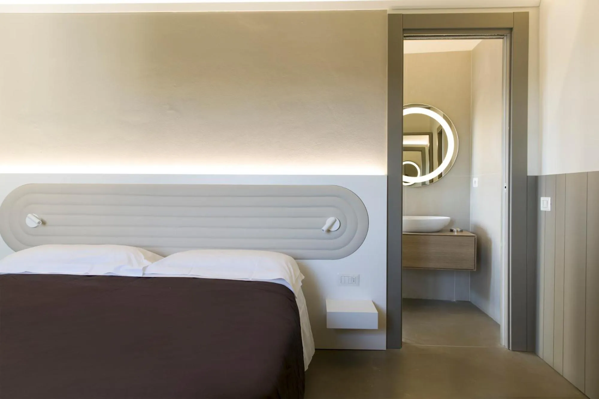 Bed in Palazzo dei Ciompi Suites