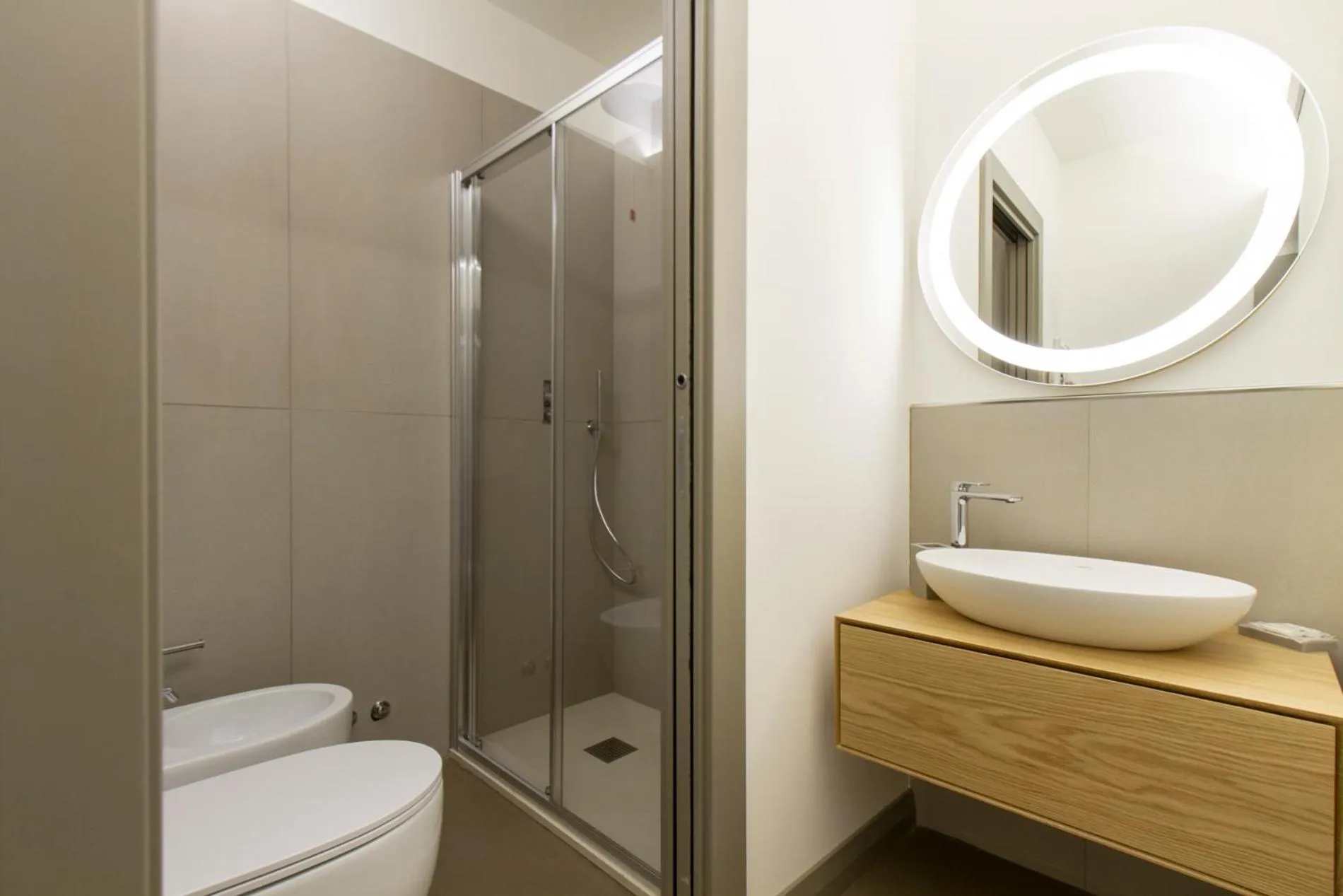 Bathroom in Palazzo dei Ciompi Suites