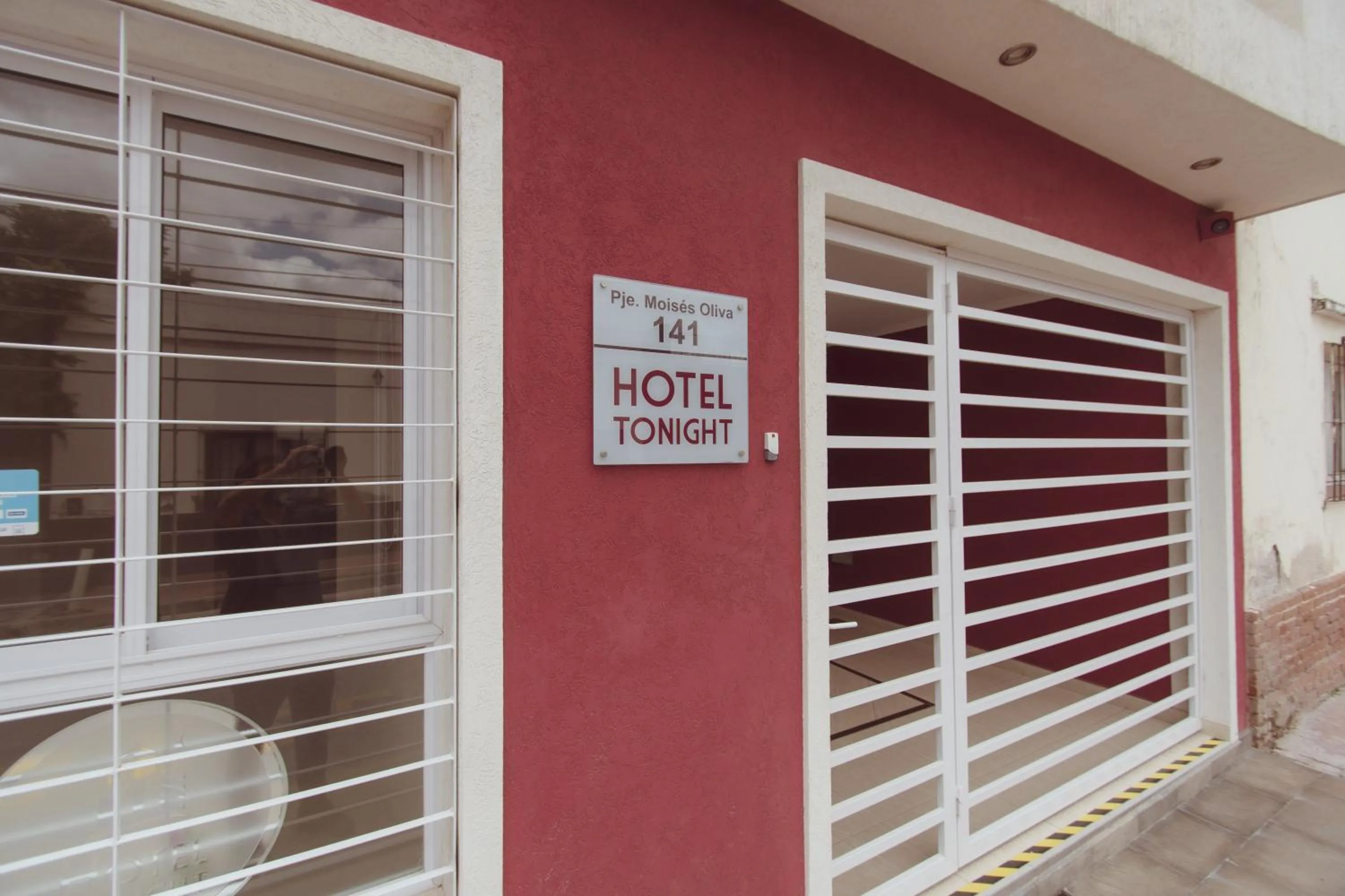 Property building in Hotel Tonight