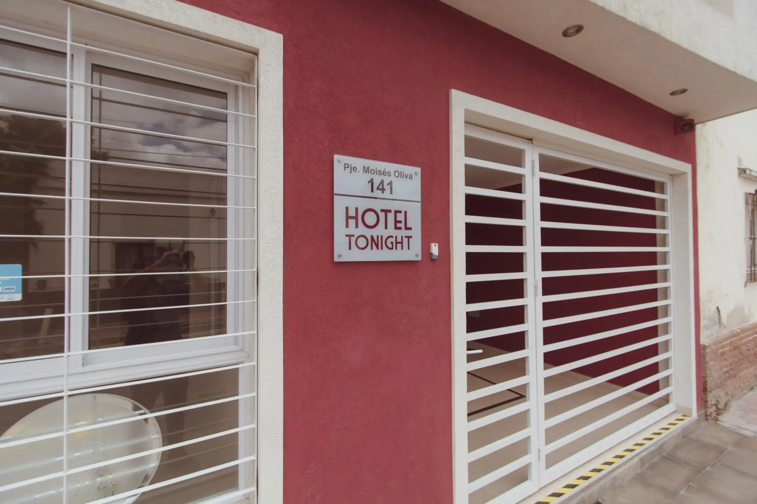 Property building in Hotel Tonight Property building in Hotel Tonight