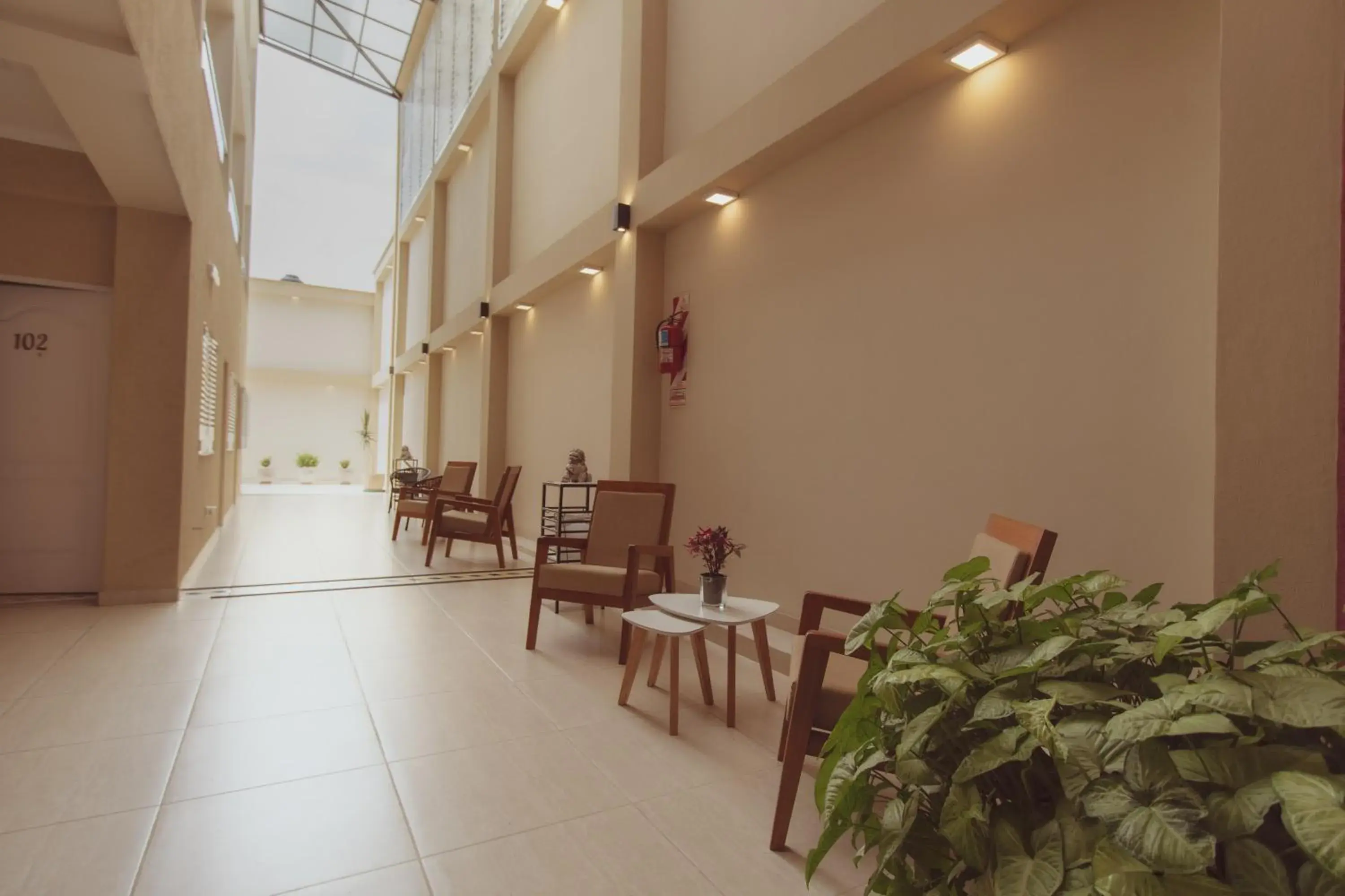 Property building in Hotel Tonight Property building in Hotel Tonight