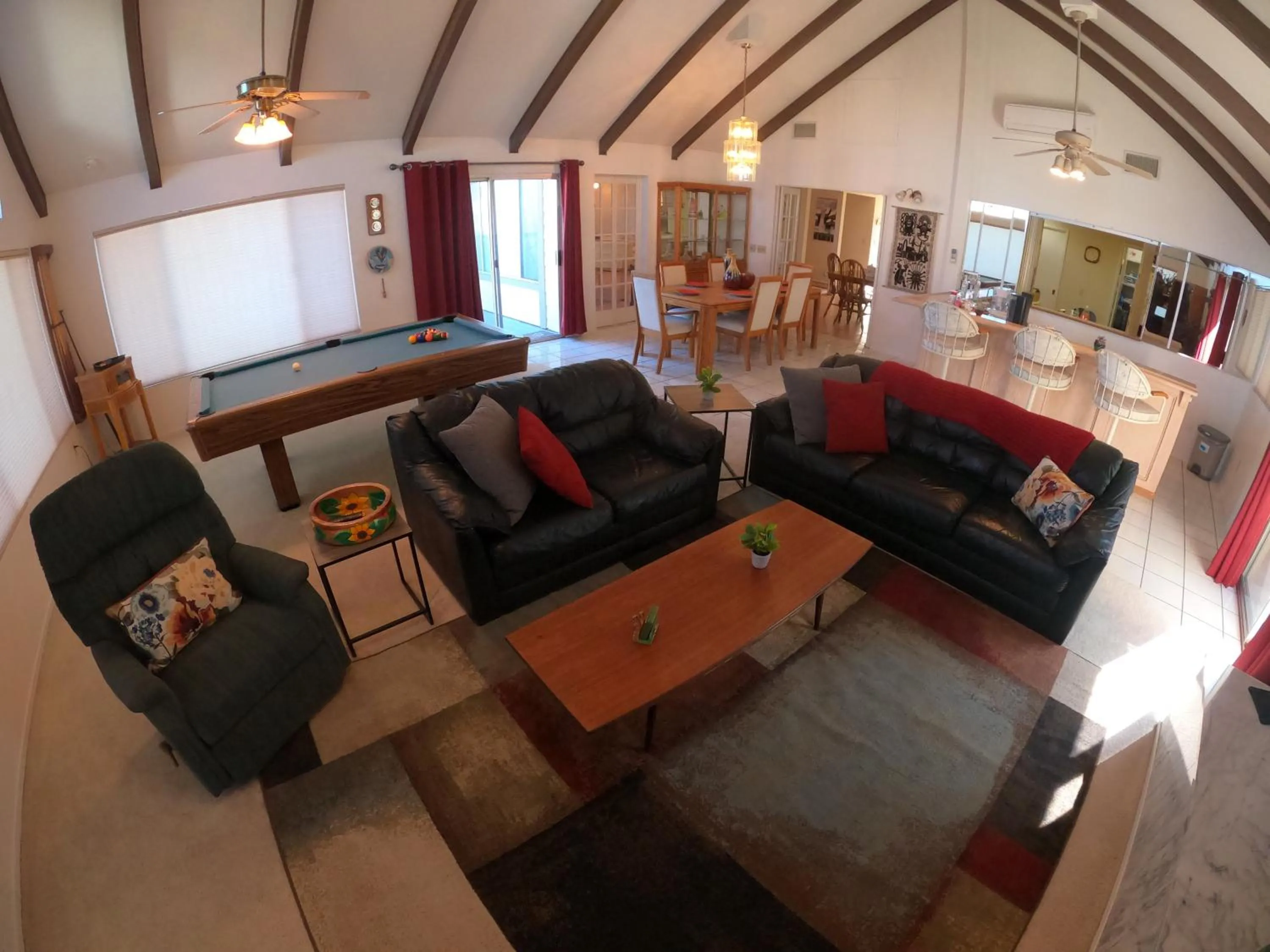Communal lounge/ TV room in Sommer Hus-Best value in Southern California Wine Country