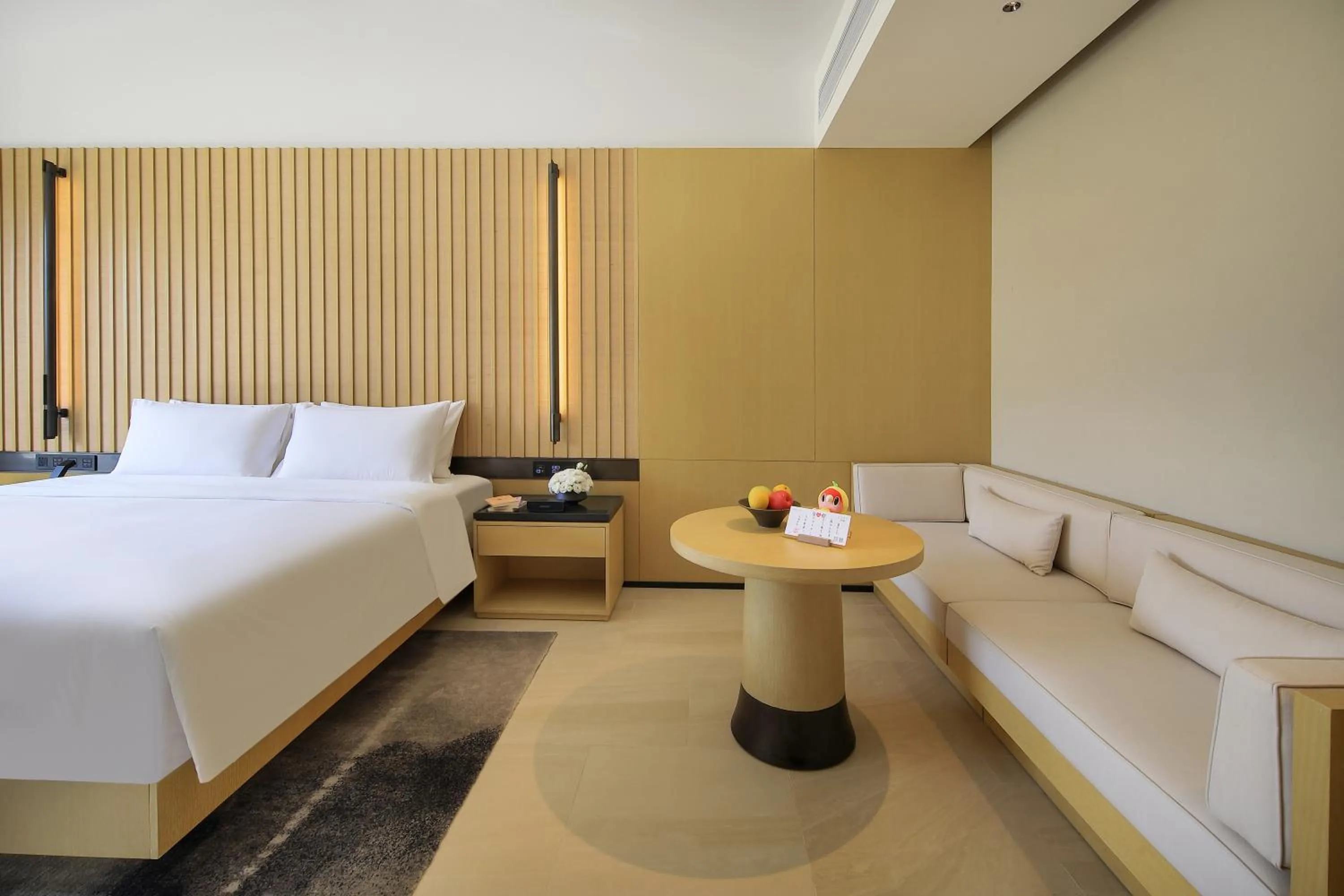 Bedroom, Bed in Guilin Yangshuo Jora Hotel
