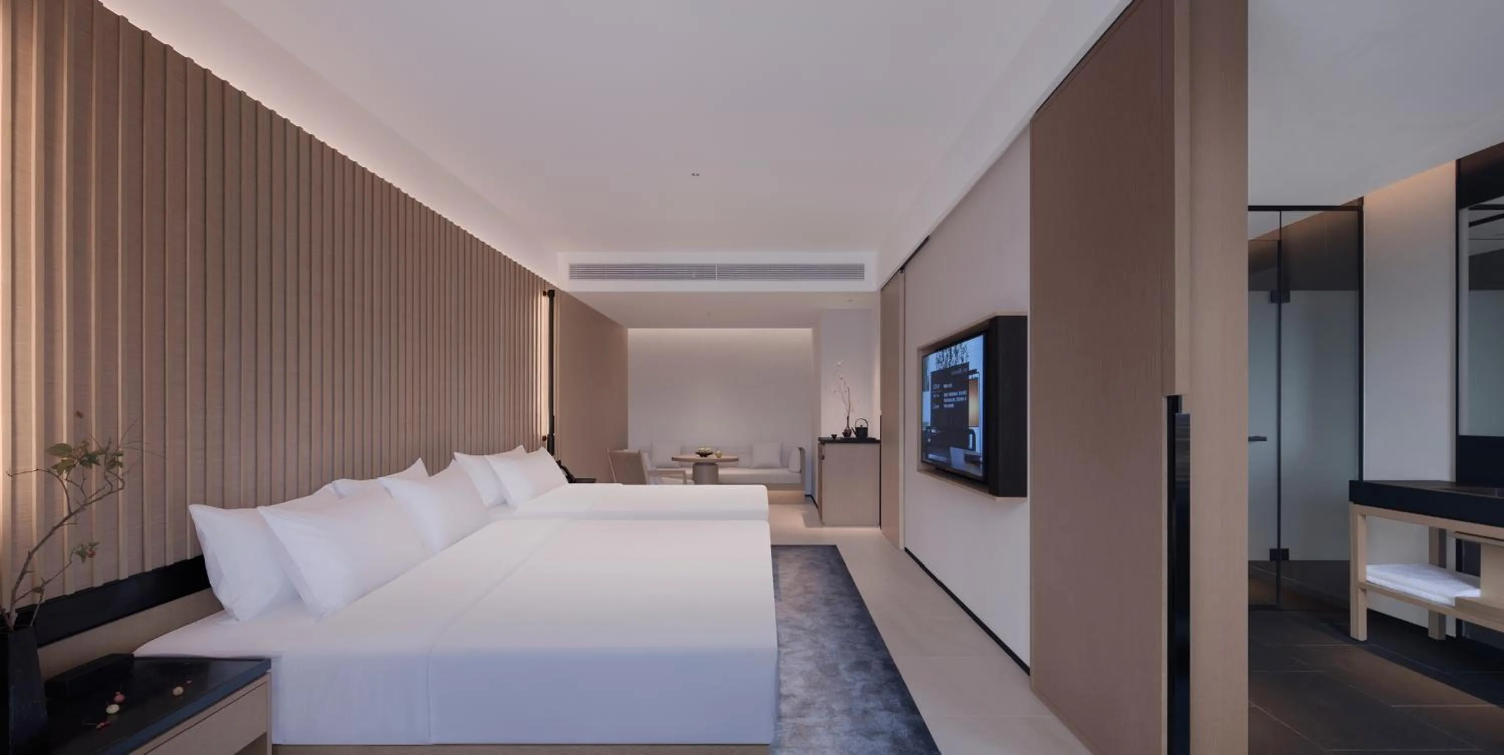 Photo of the whole room, Bed in Guilin Yangshuo Jora Hotel