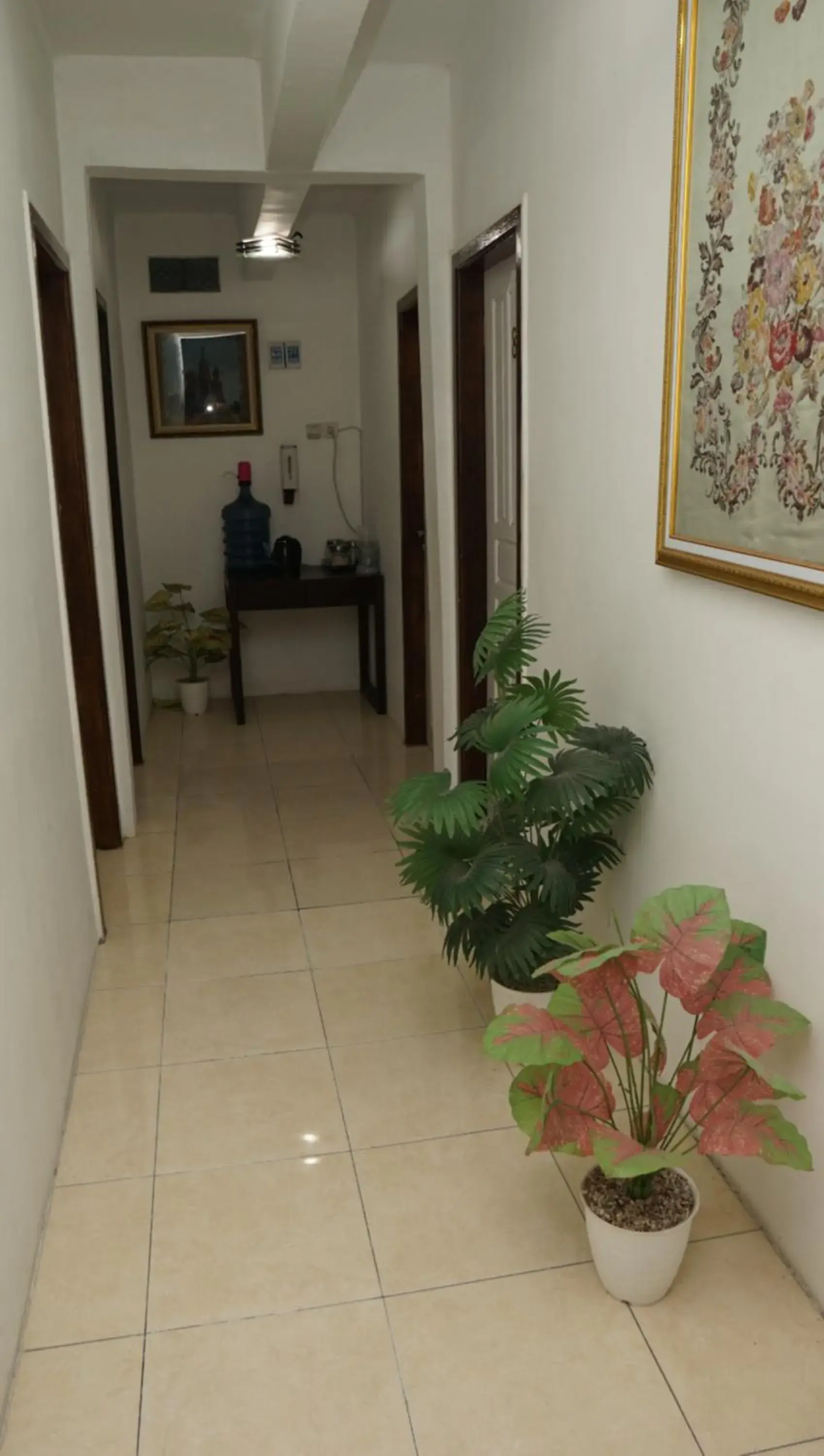 Facade/entrance in Jazz Room Kampung Inggris Syariah Facade/entrance in Jazz Room Kampung Inggris Syariah