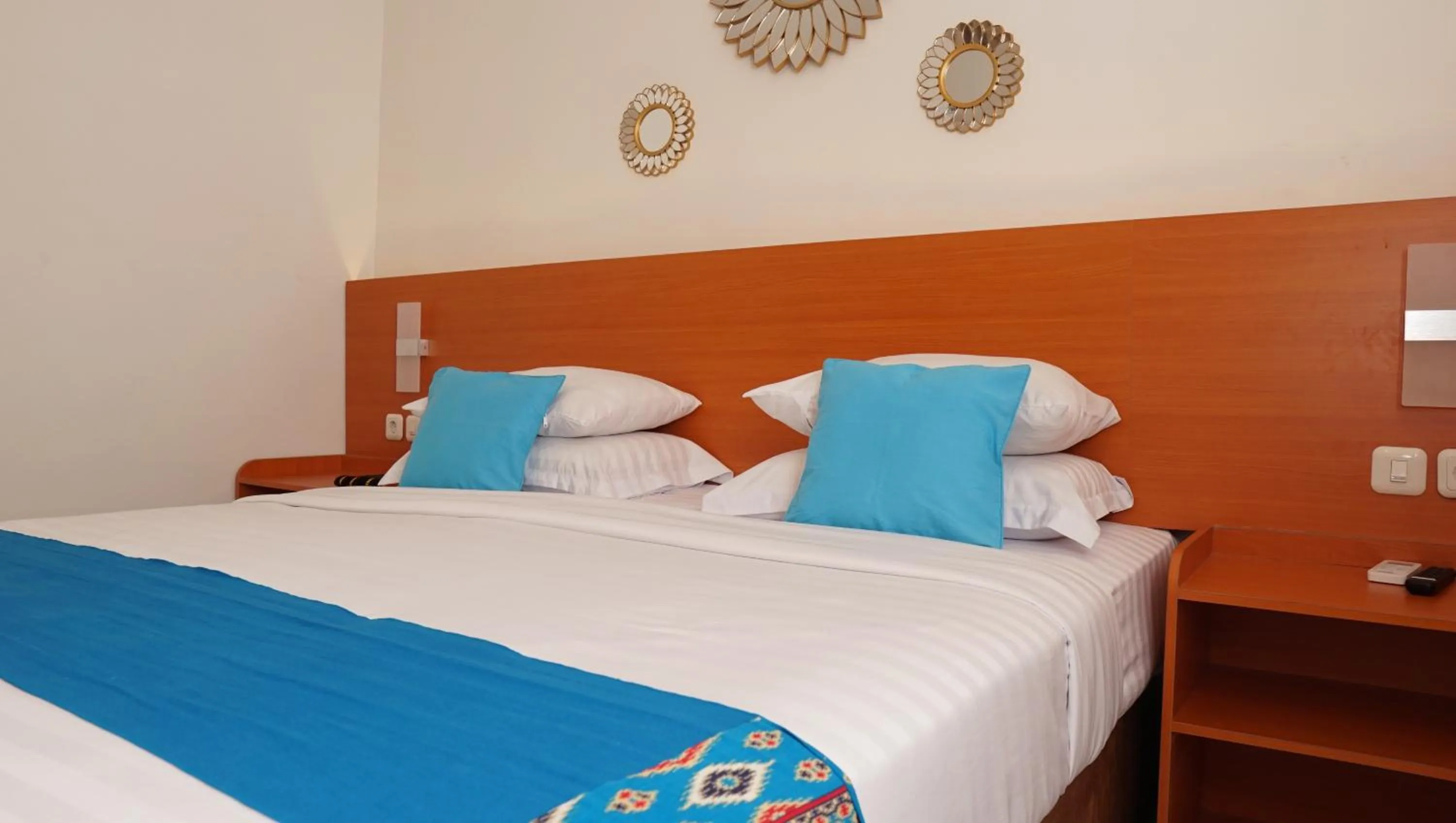 Bed in Jazz Room Kampung Inggris Syariah