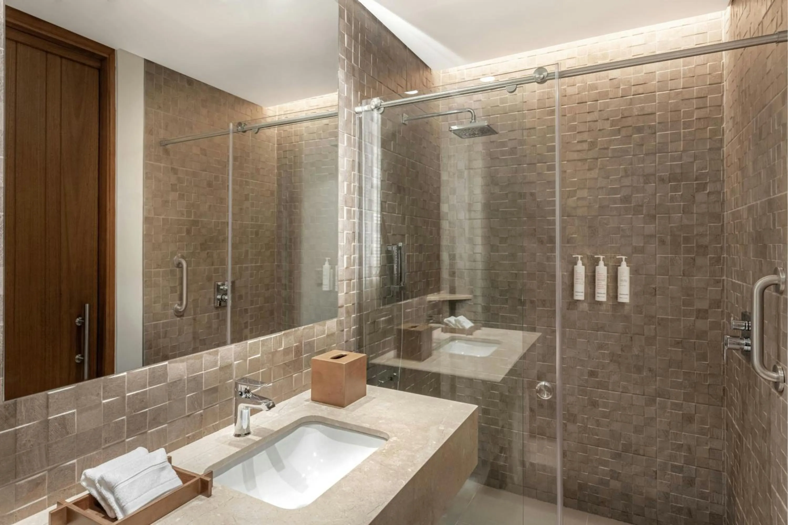 Bathroom in Barranquilla Marriott Hotel