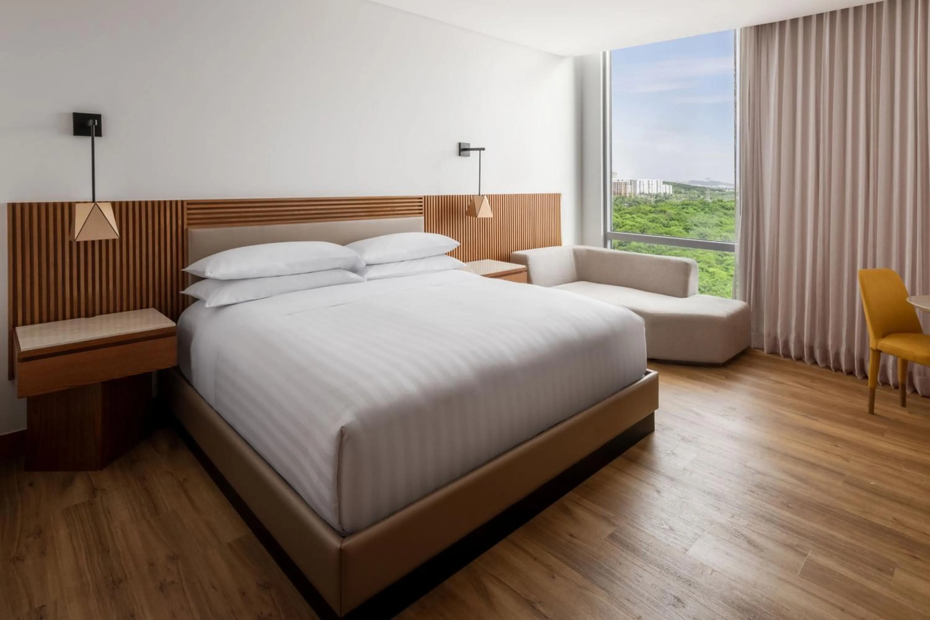 Bedroom, Bed in Barranquilla Marriott Hotel