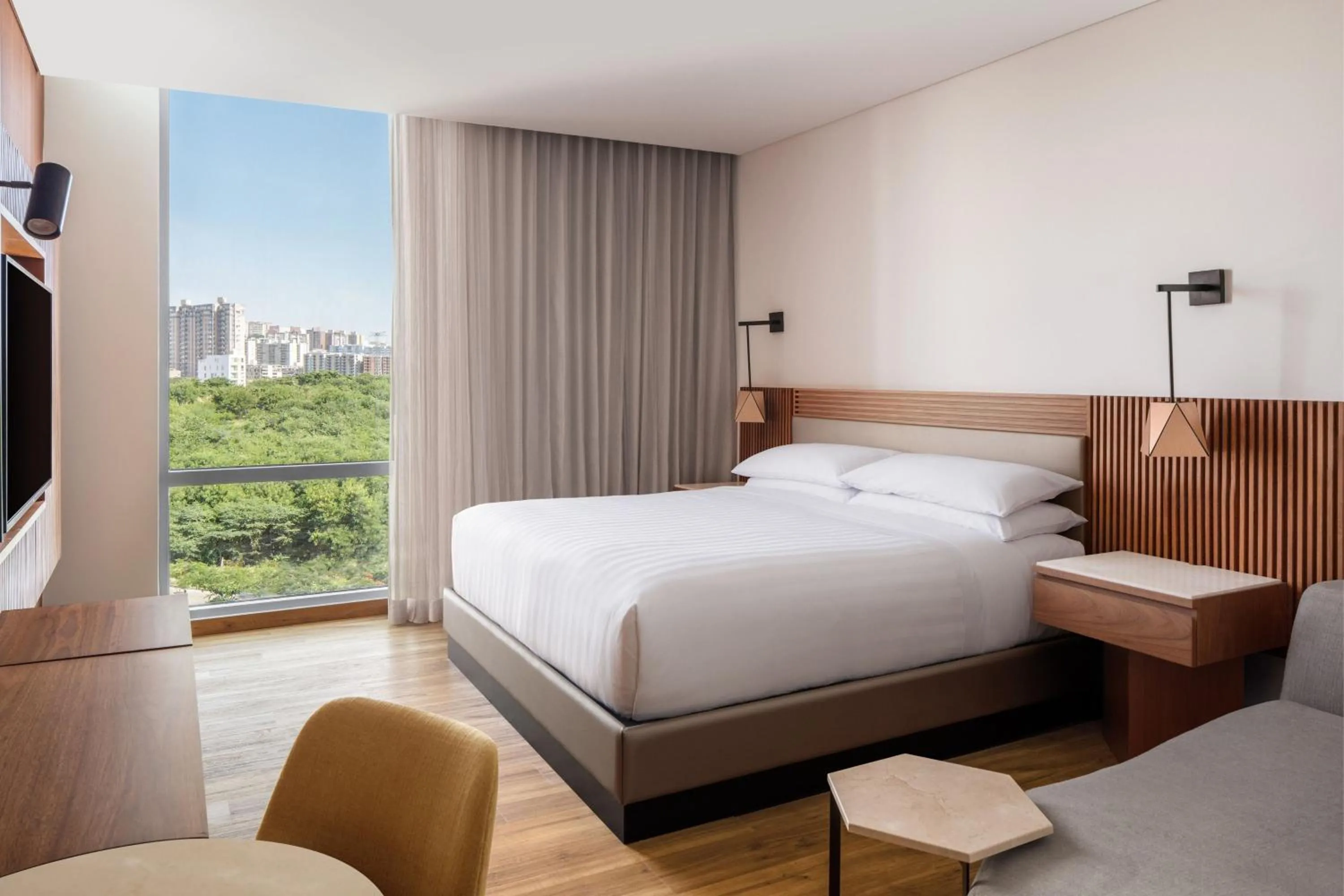 Photo of the whole room, Bed in Barranquilla Marriott Hotel