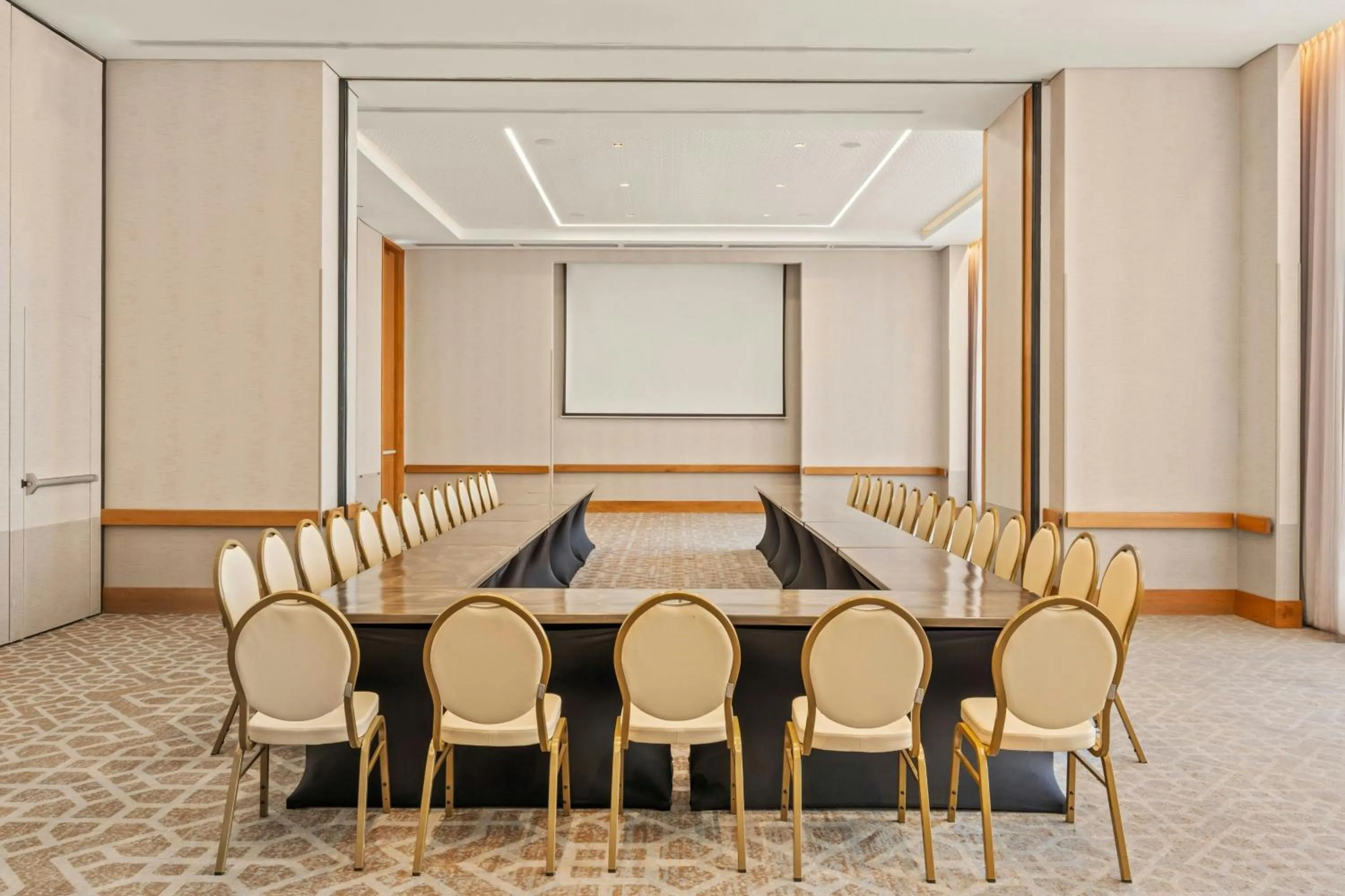 Meeting/conference room in Barranquilla Marriott Hotel