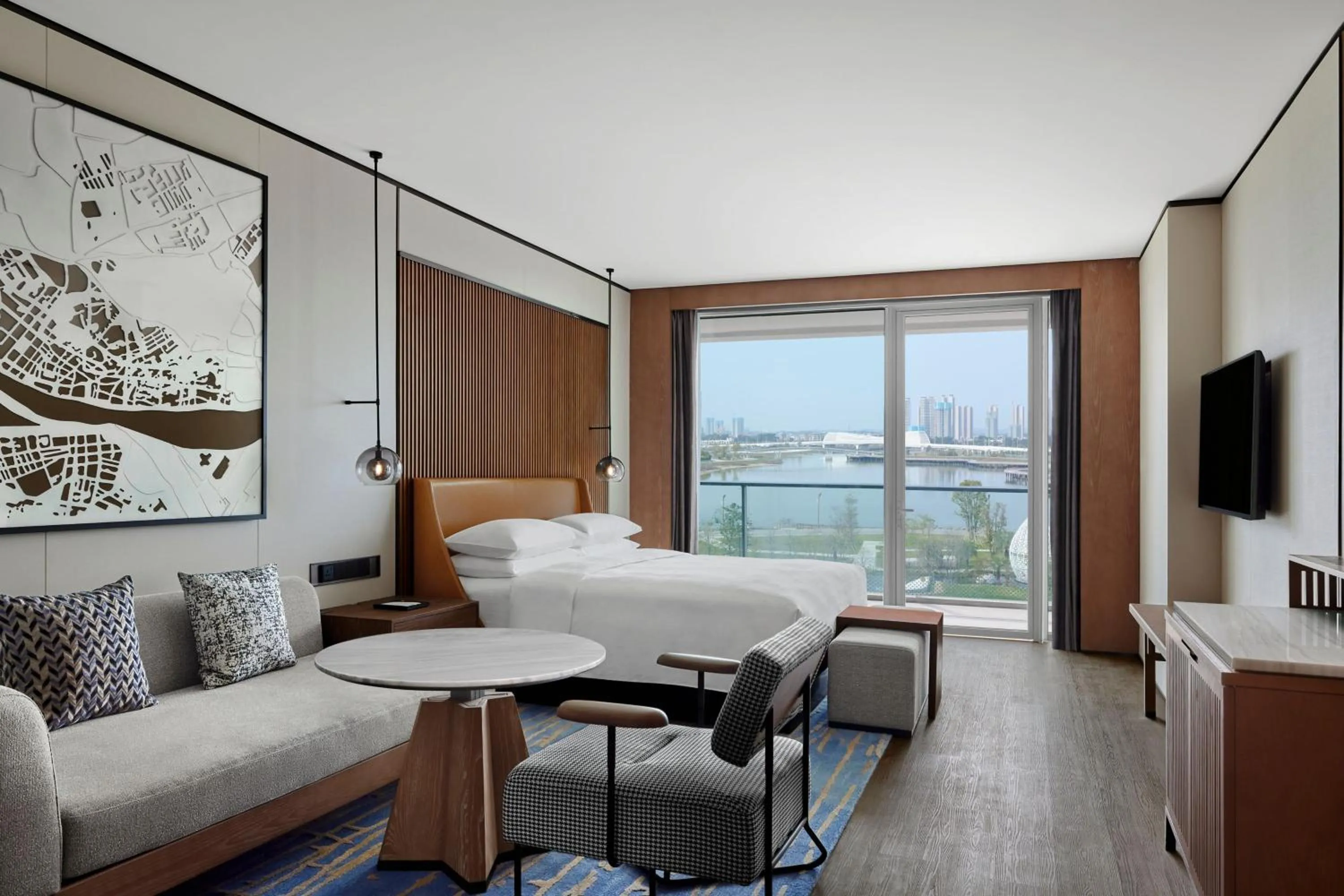 Photo of the whole room, Bed in Sheraton Zhaoqing Dinghu