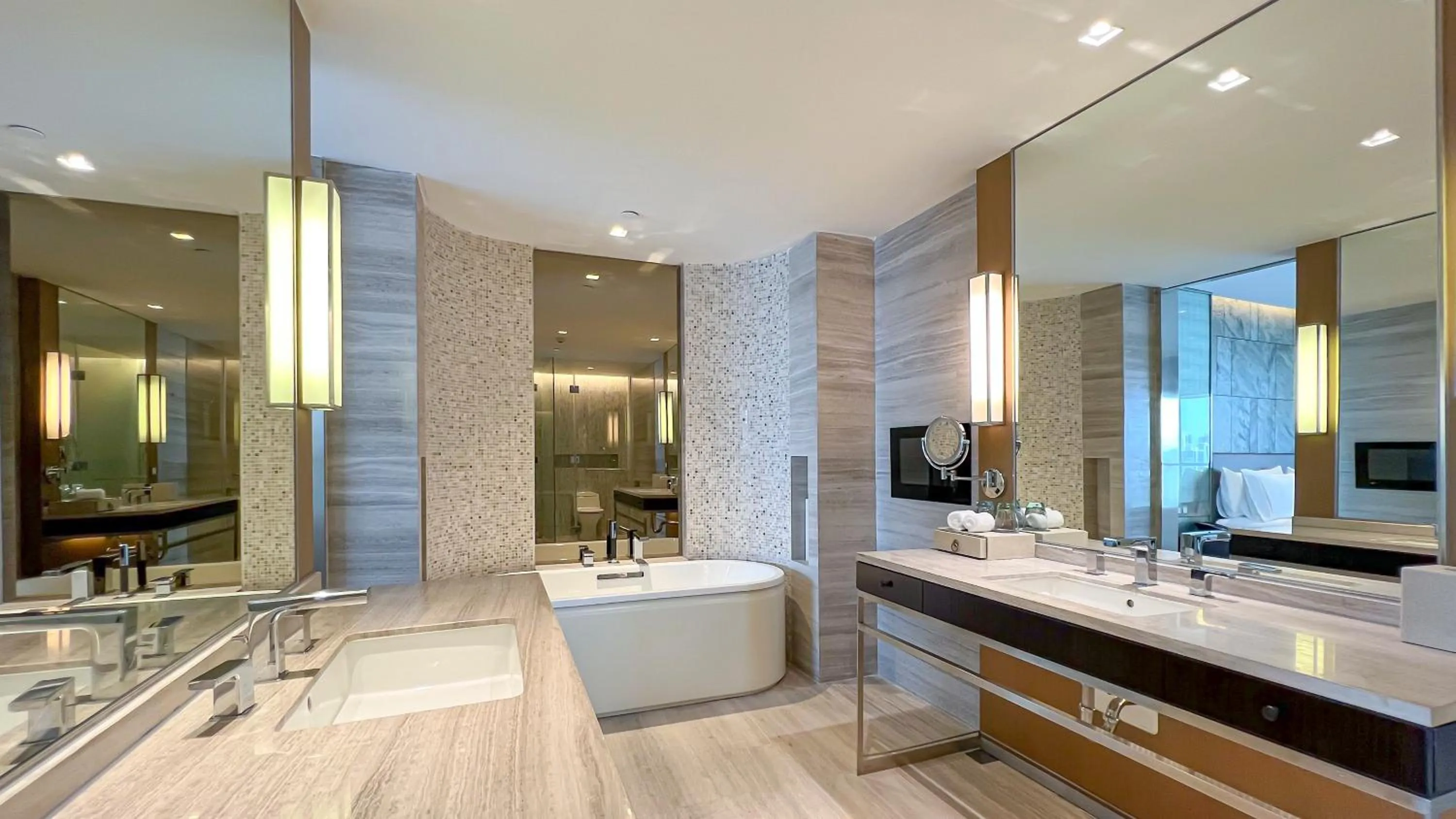 Toilet in The Westin Haikou