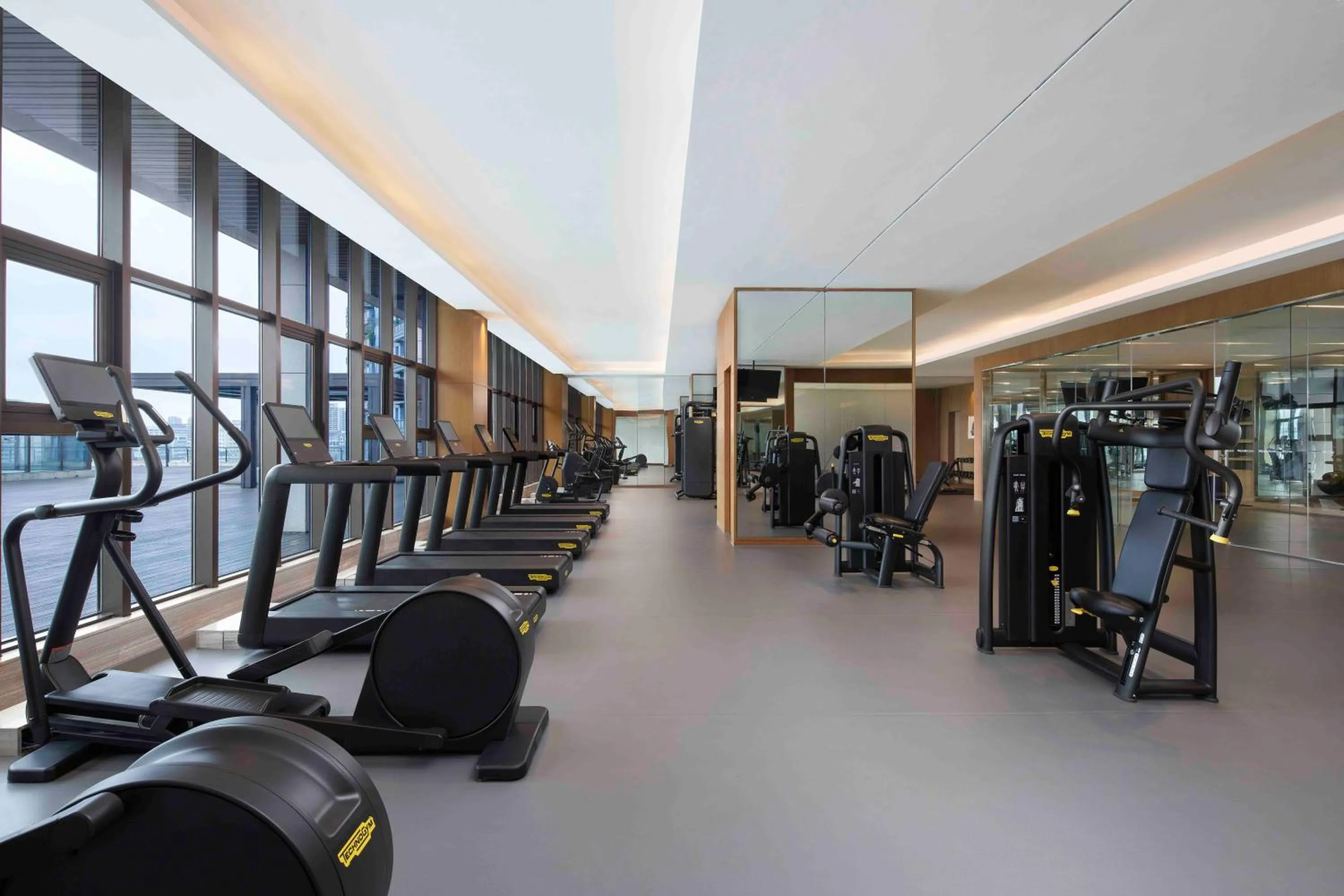 Fitness centre/facilities in The Westin Haikou