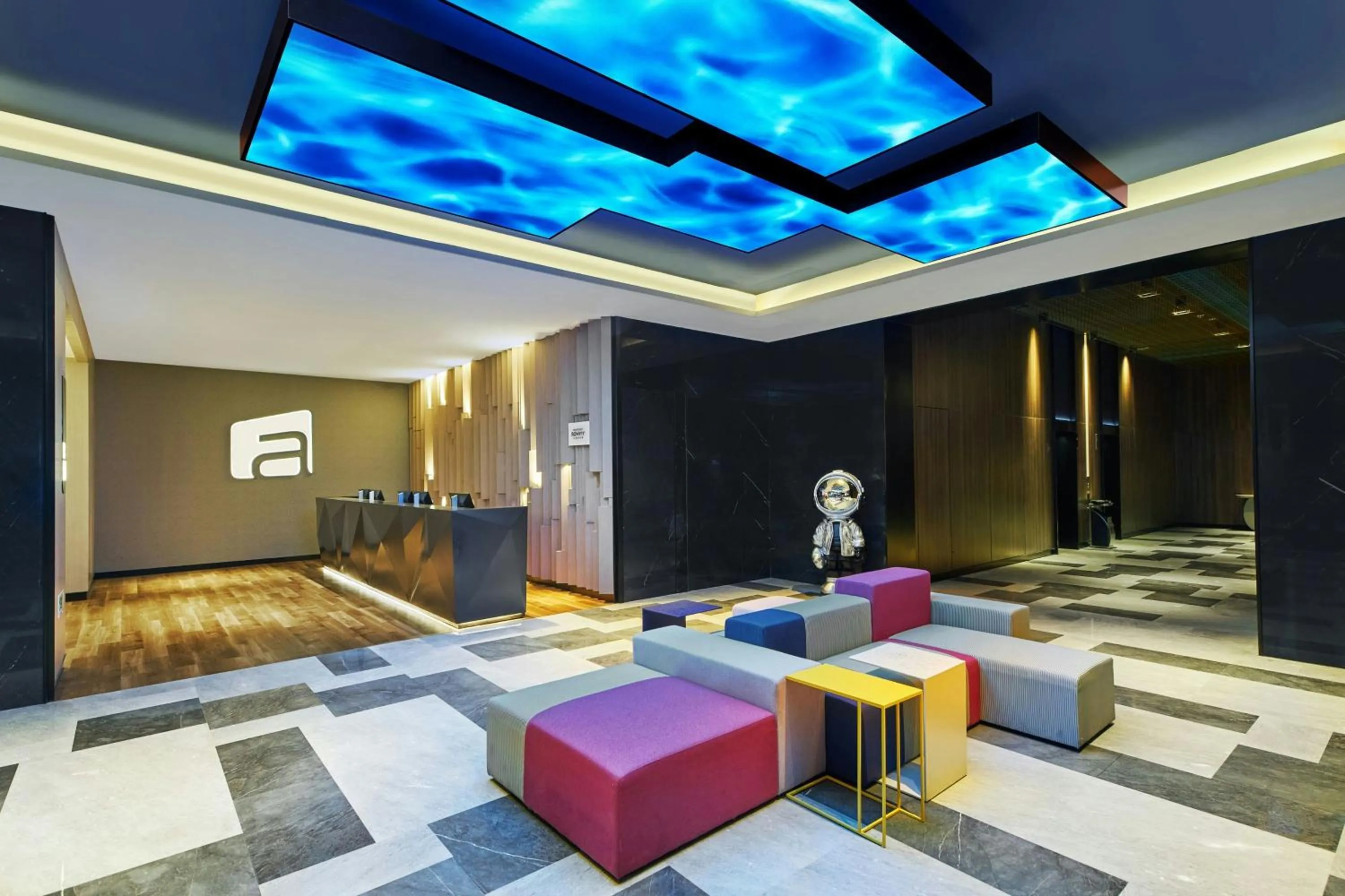 Lobby or reception in Aloft Shijiazhuang