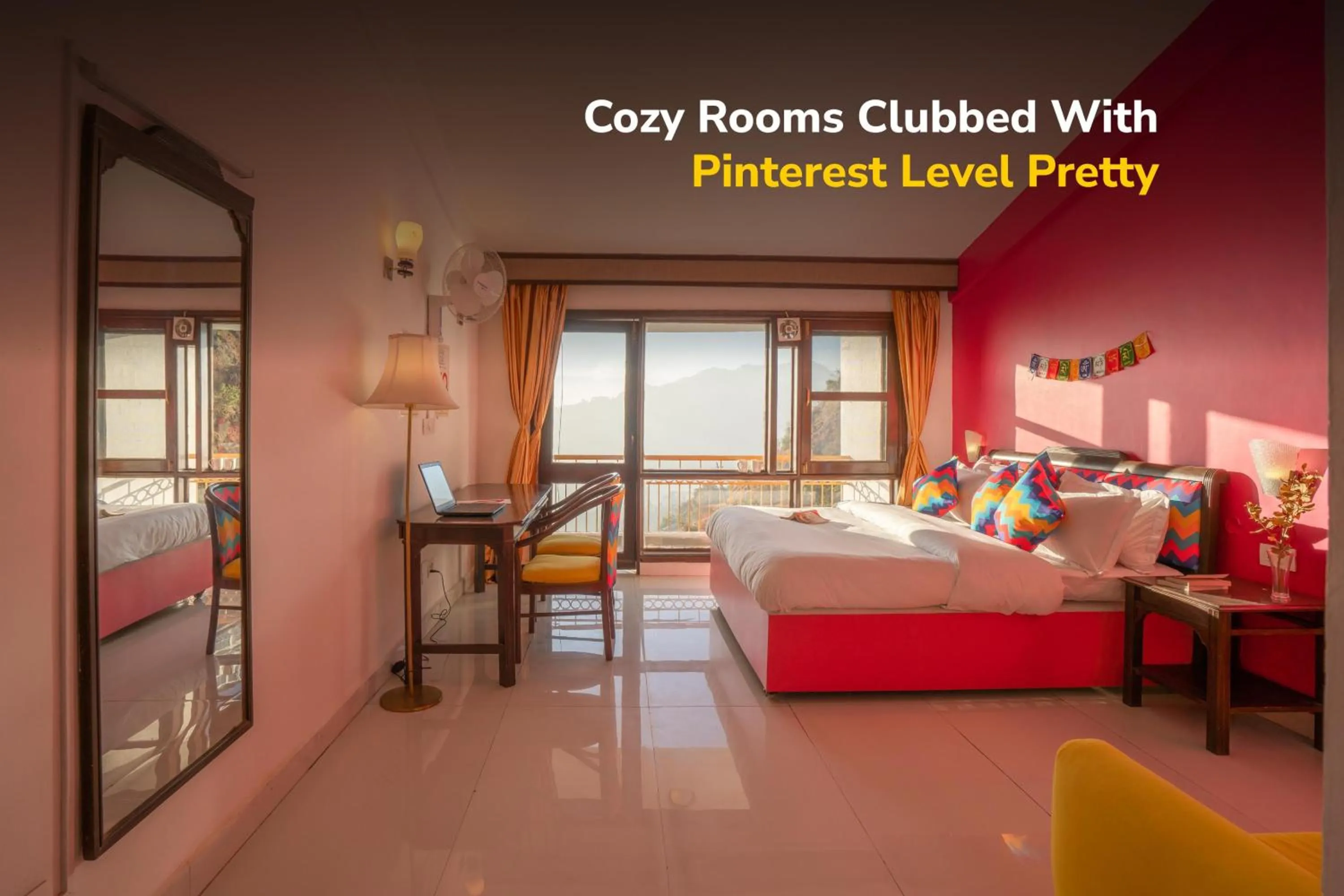 Bed in goSTOPS Mussoorie, Picture Palace