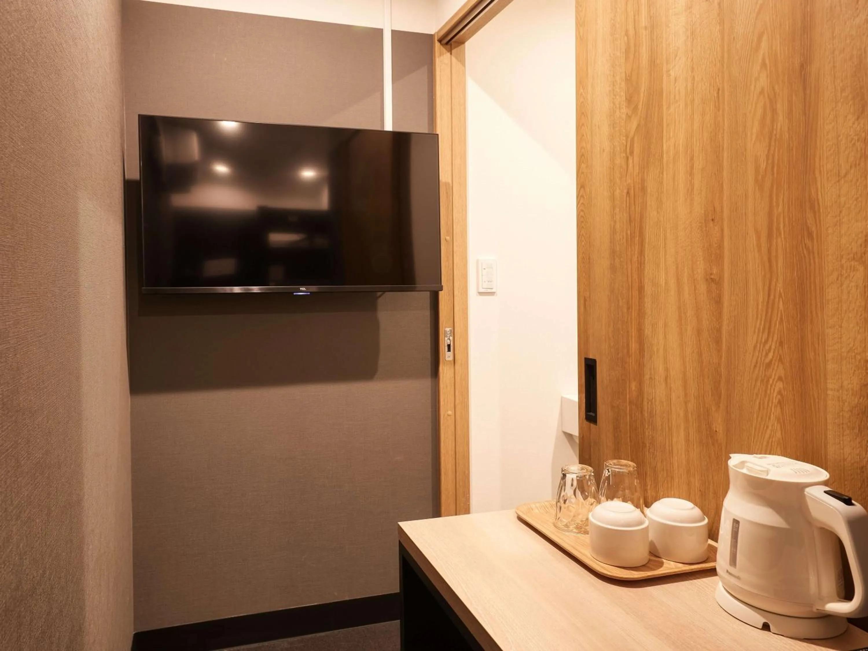 TV and multimedia in CABIN&HOTEL CONSTANT NAHA