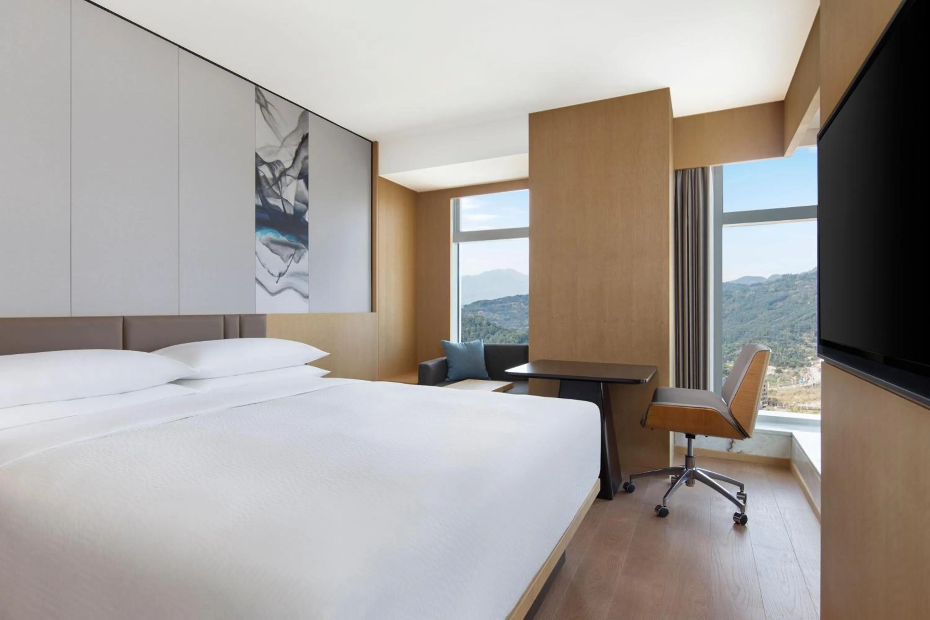 Photo of the whole room, Bed in Fairfield by Marriott Shenshan Special Cooperation Zone
