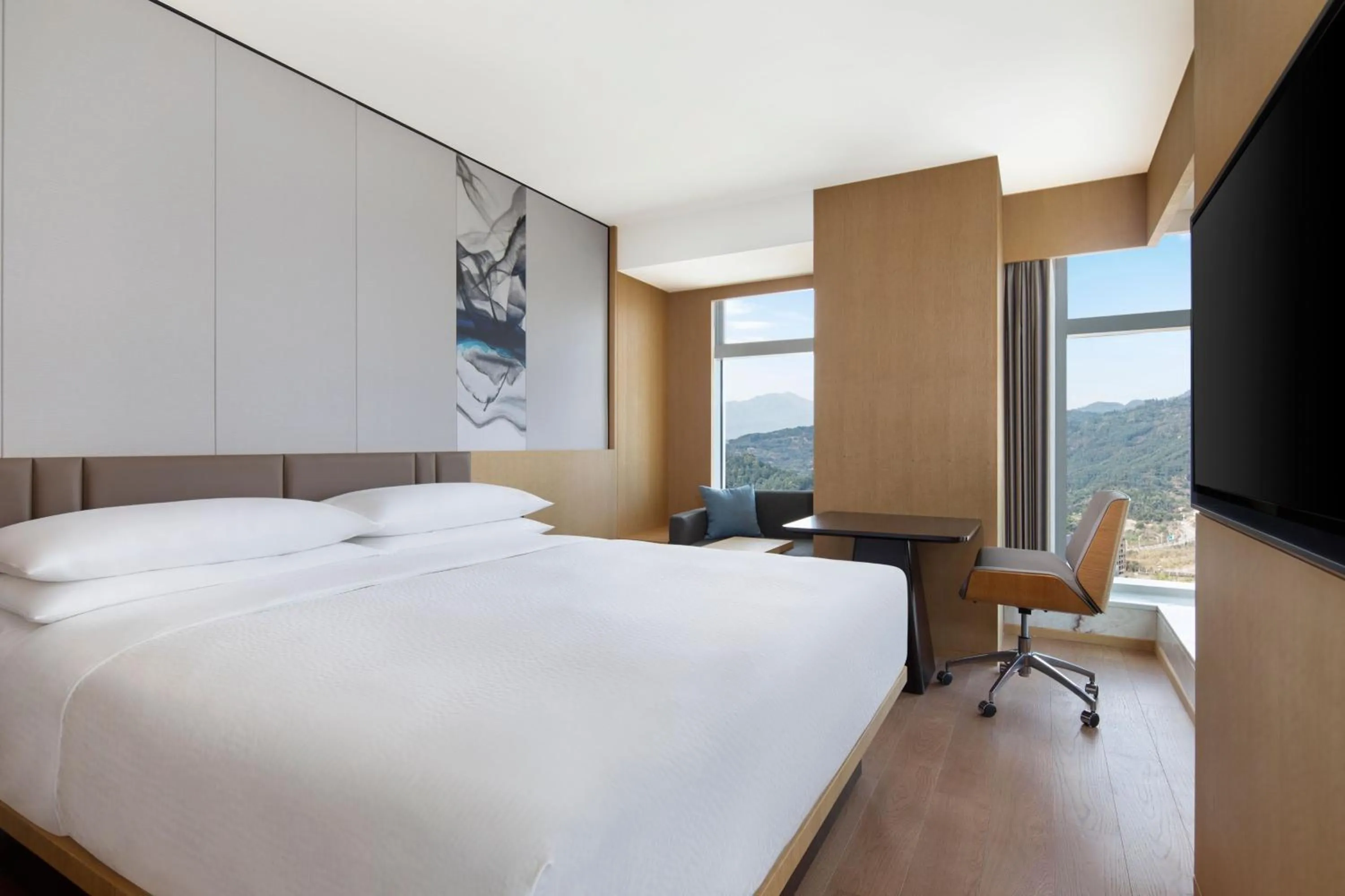 Photo of the whole room, Bed in Fairfield by Marriott Shenshan Special Cooperation Zone