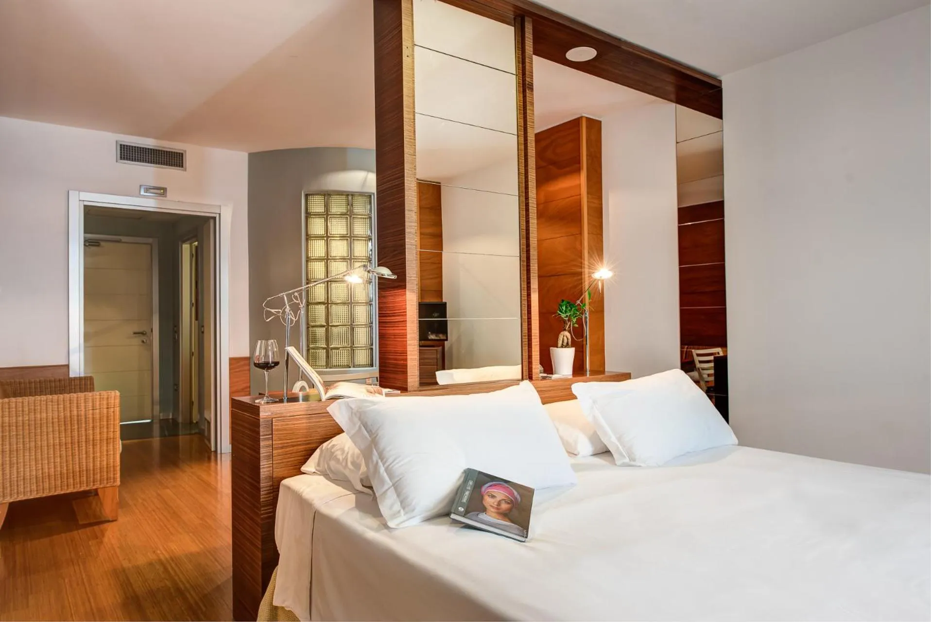 Bedroom, Bed in Towers Hotel Stabiae Sorrento Coast