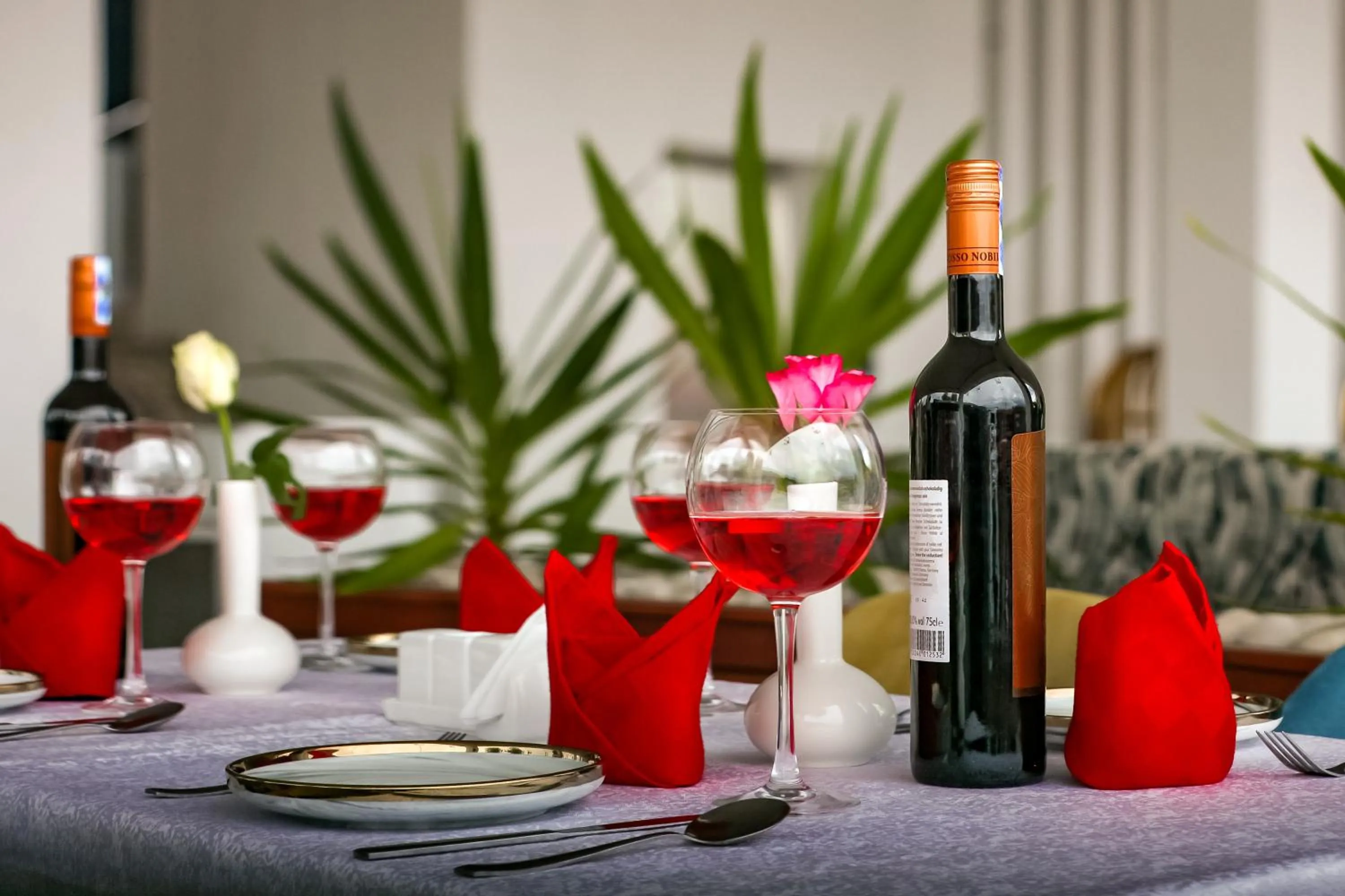 Drinks in The Warwick Hotel, Nanyuki Kenya