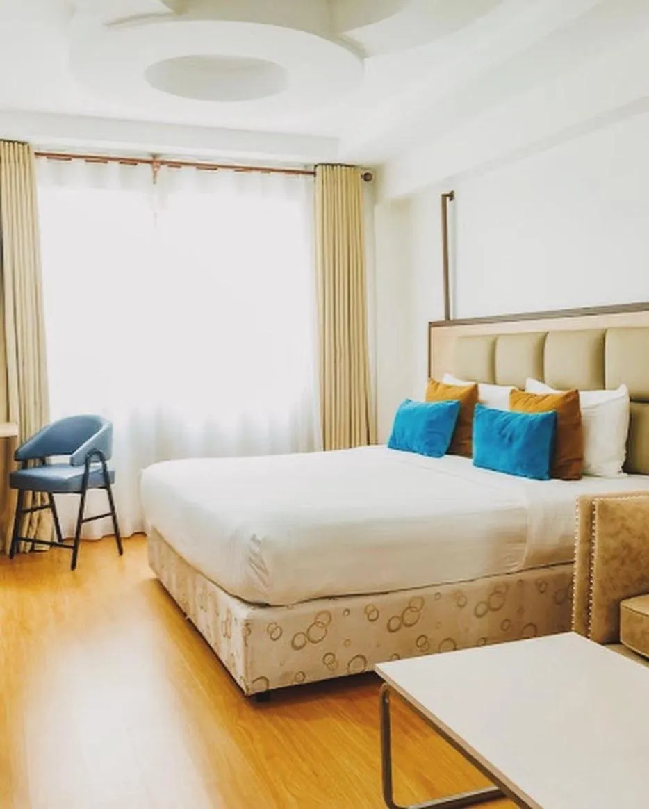 Bed in The Warwick Hotel, Nanyuki Kenya