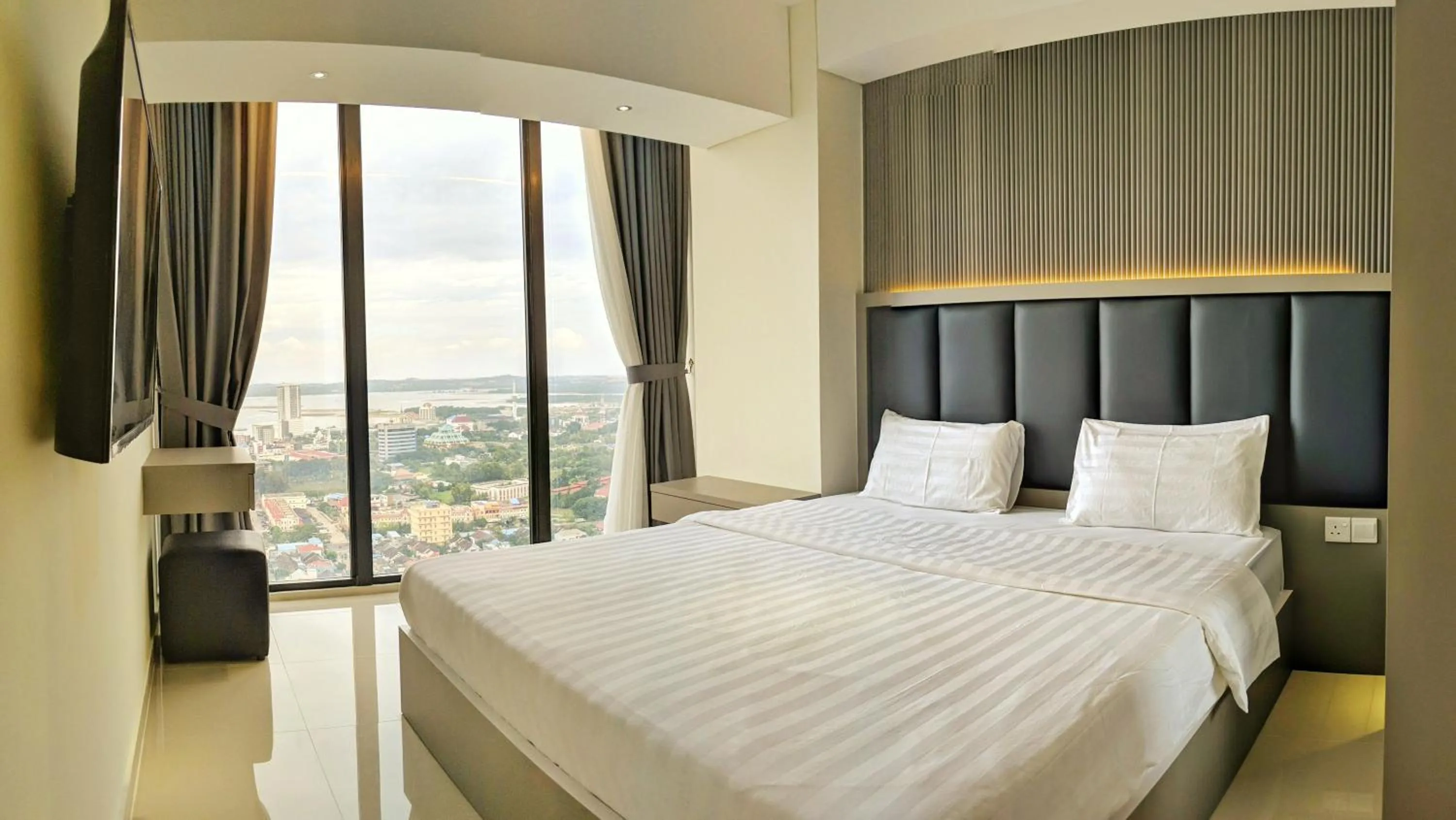 Bed in Lovina 3007 at Pollux Meisterstadt