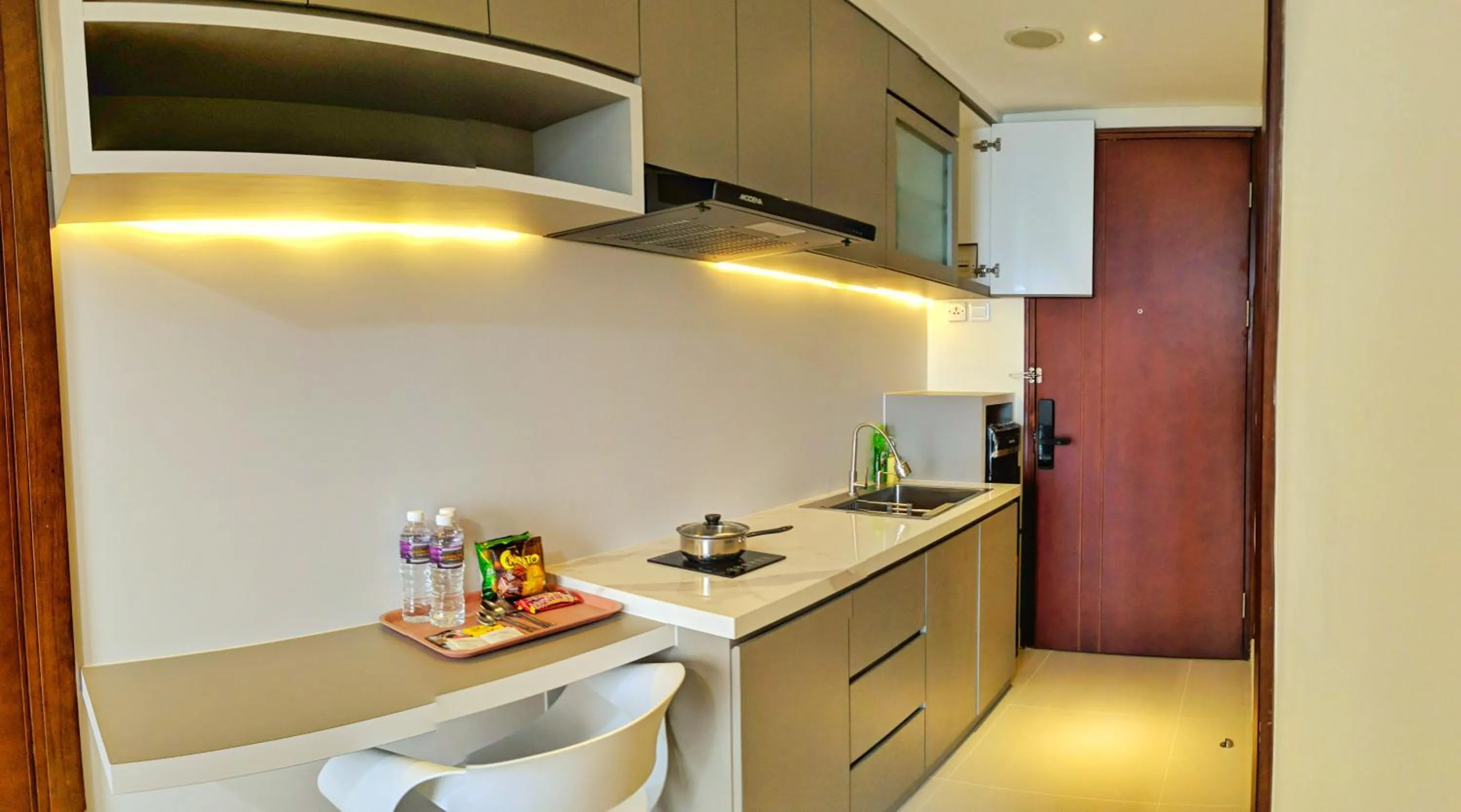 Lovina 3007 at Pollux Meisterstadt