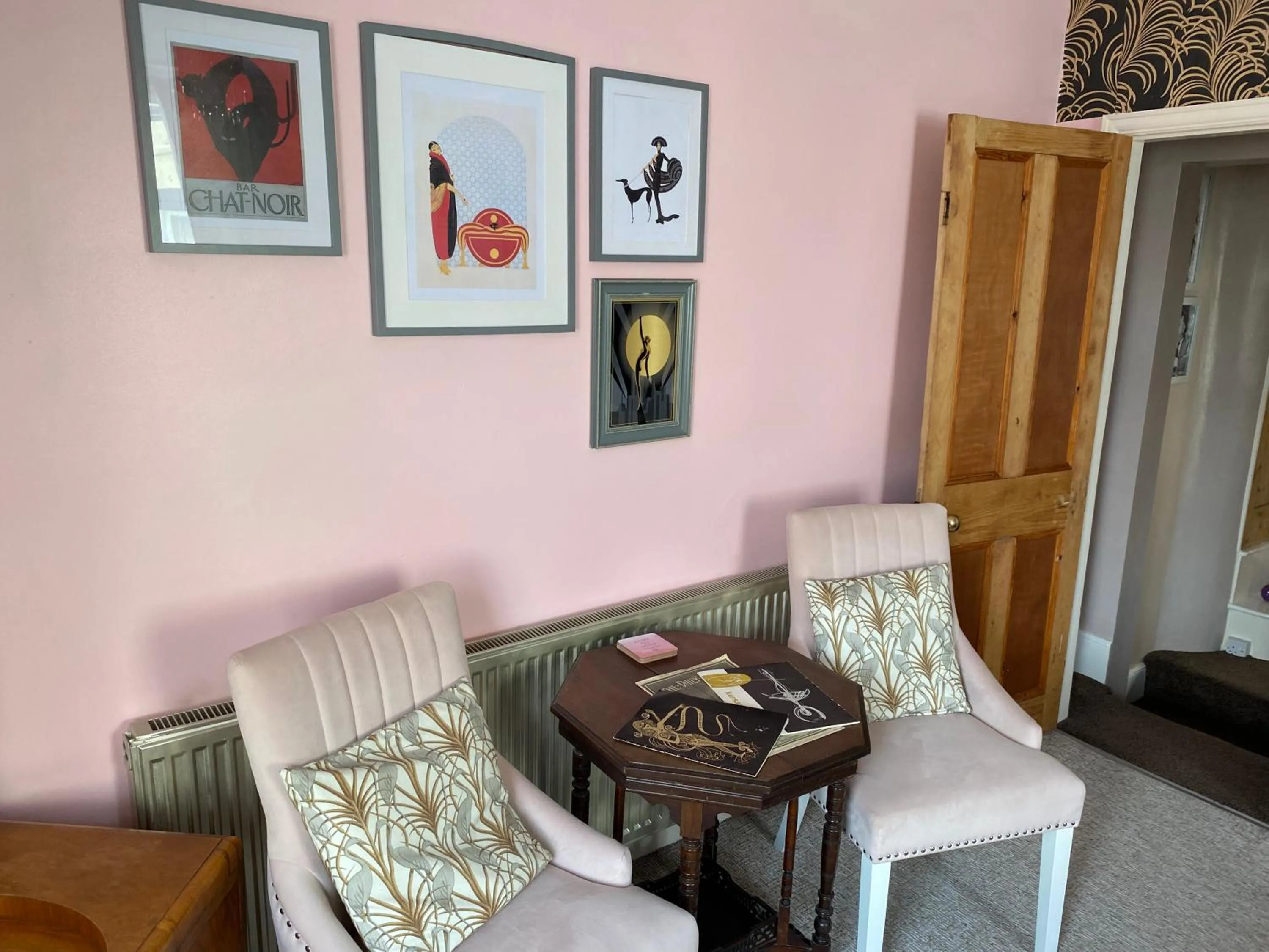 Seating area in Bedford House Retreat