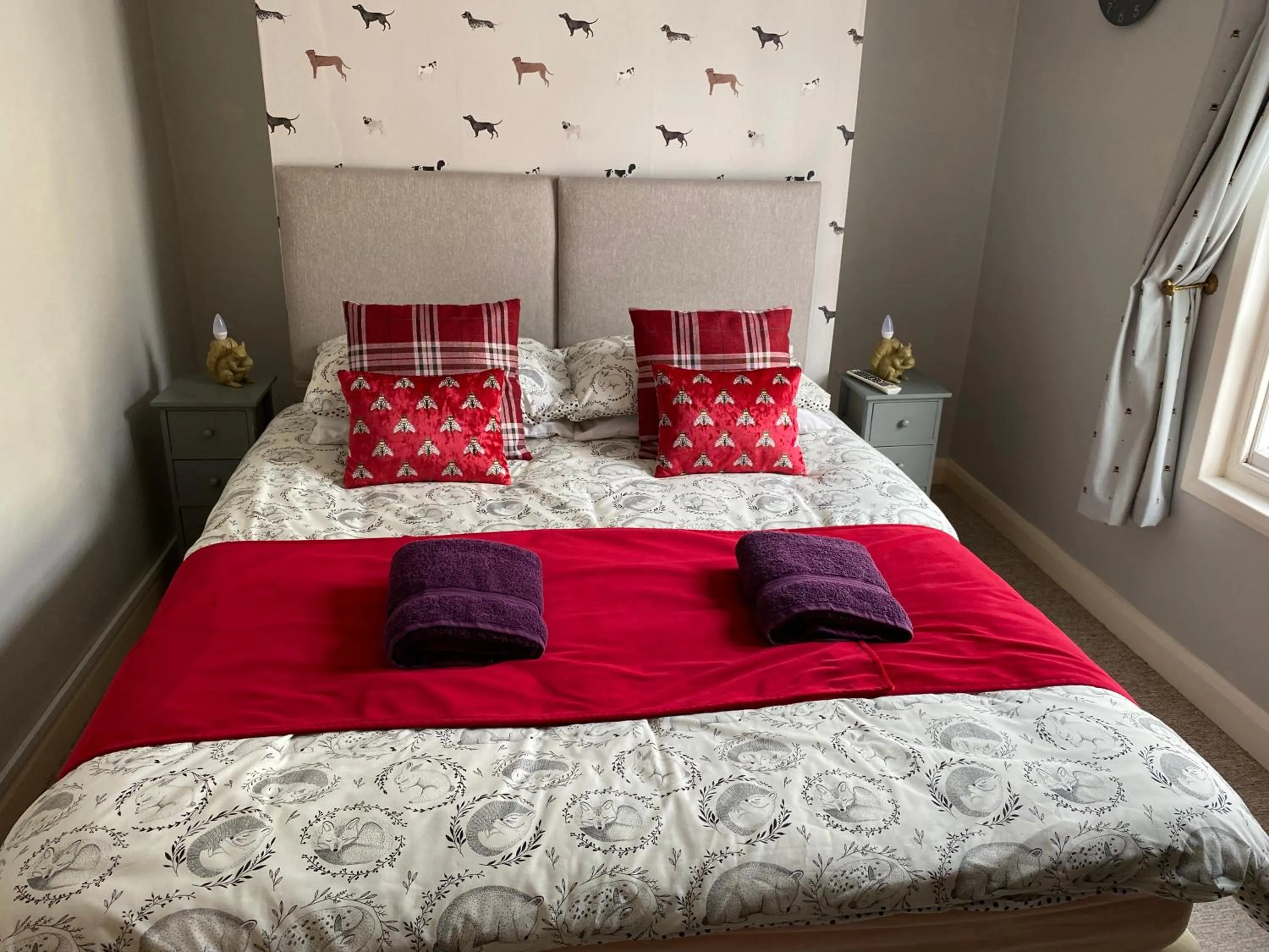 Bed in Bedford House Retreat