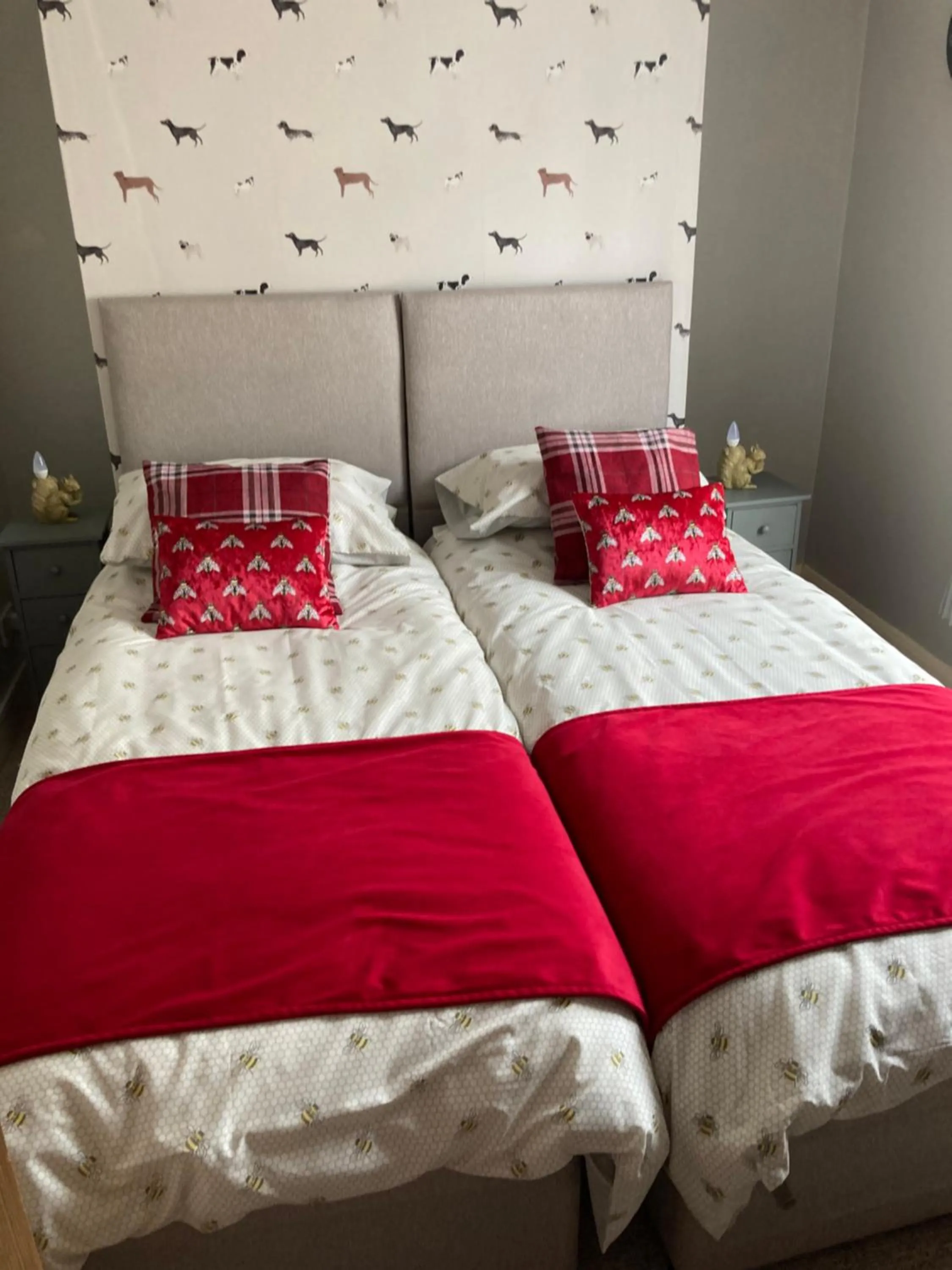Bed in Bedford House Retreat