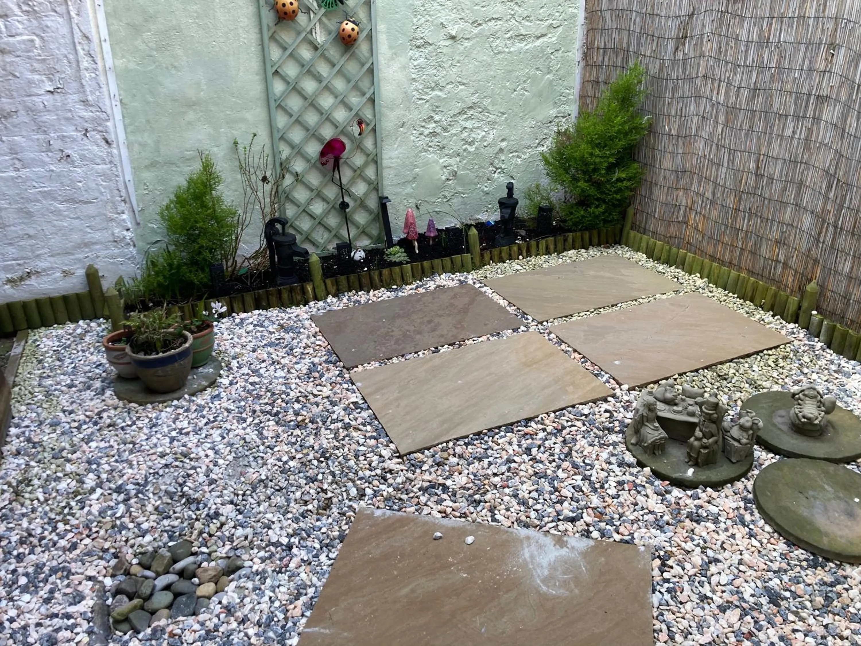 Garden in Bedford House Retreat
