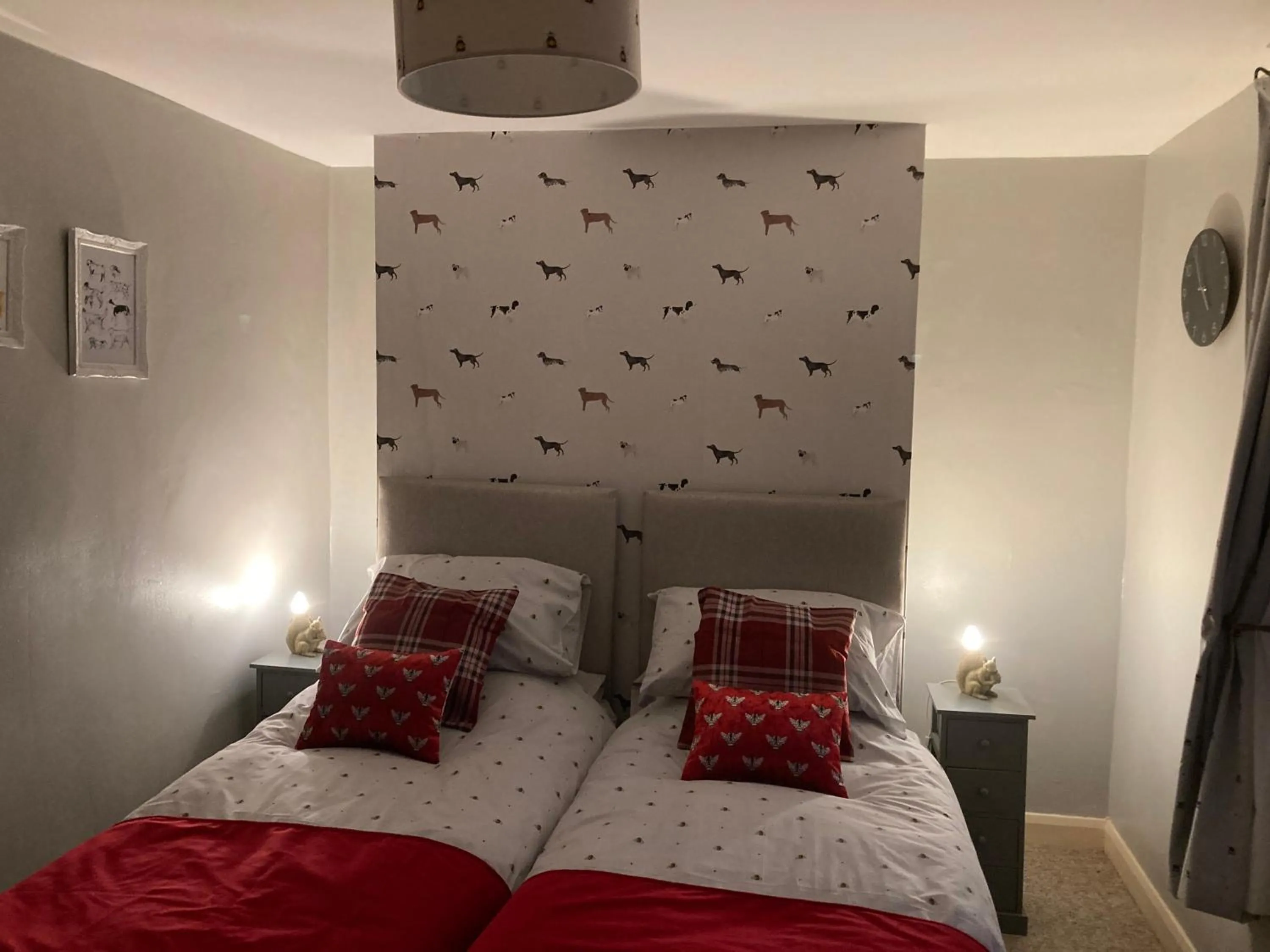 Bed in Bedford House Retreat
