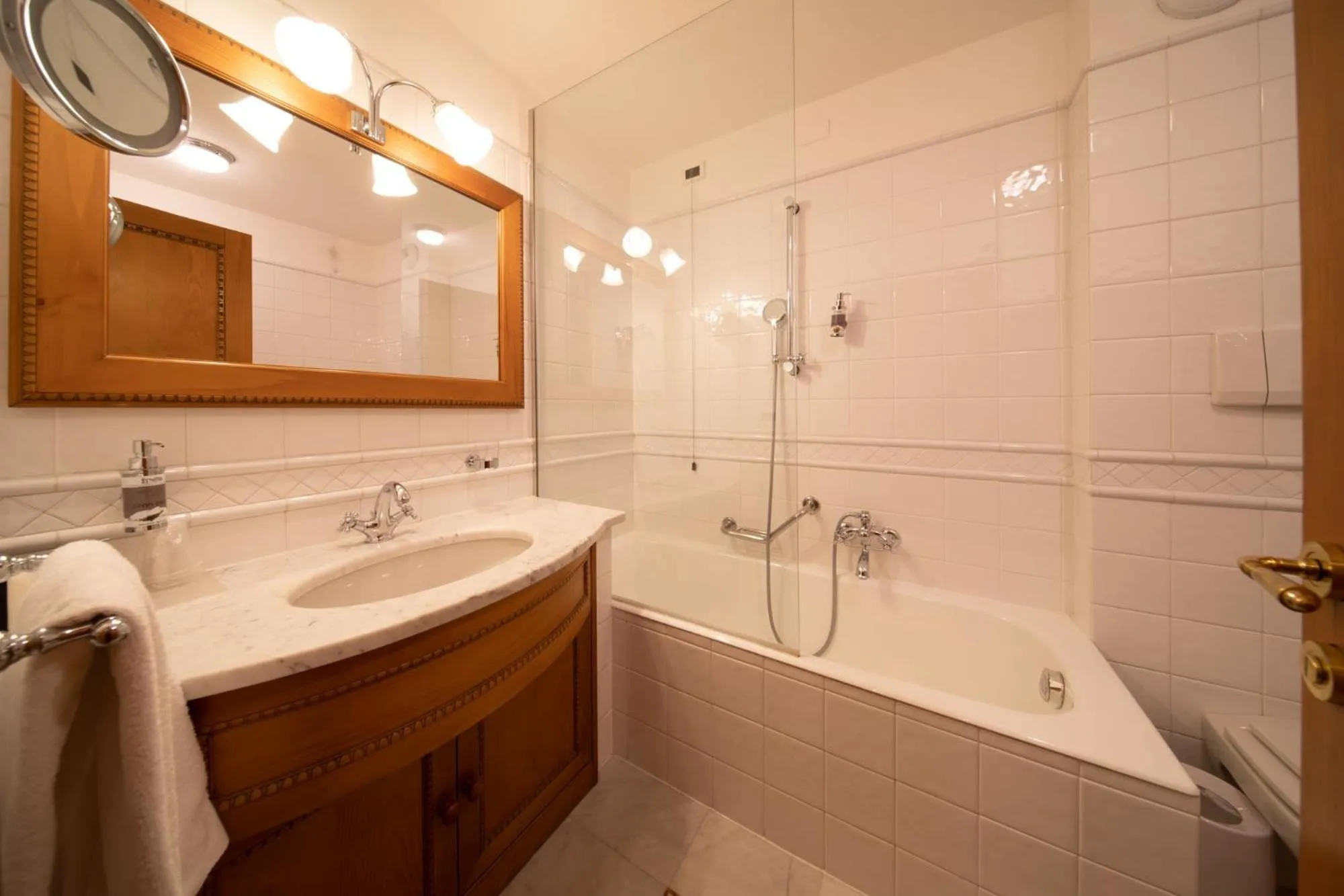 Bathroom in Gran Baita Hotel & Wellness