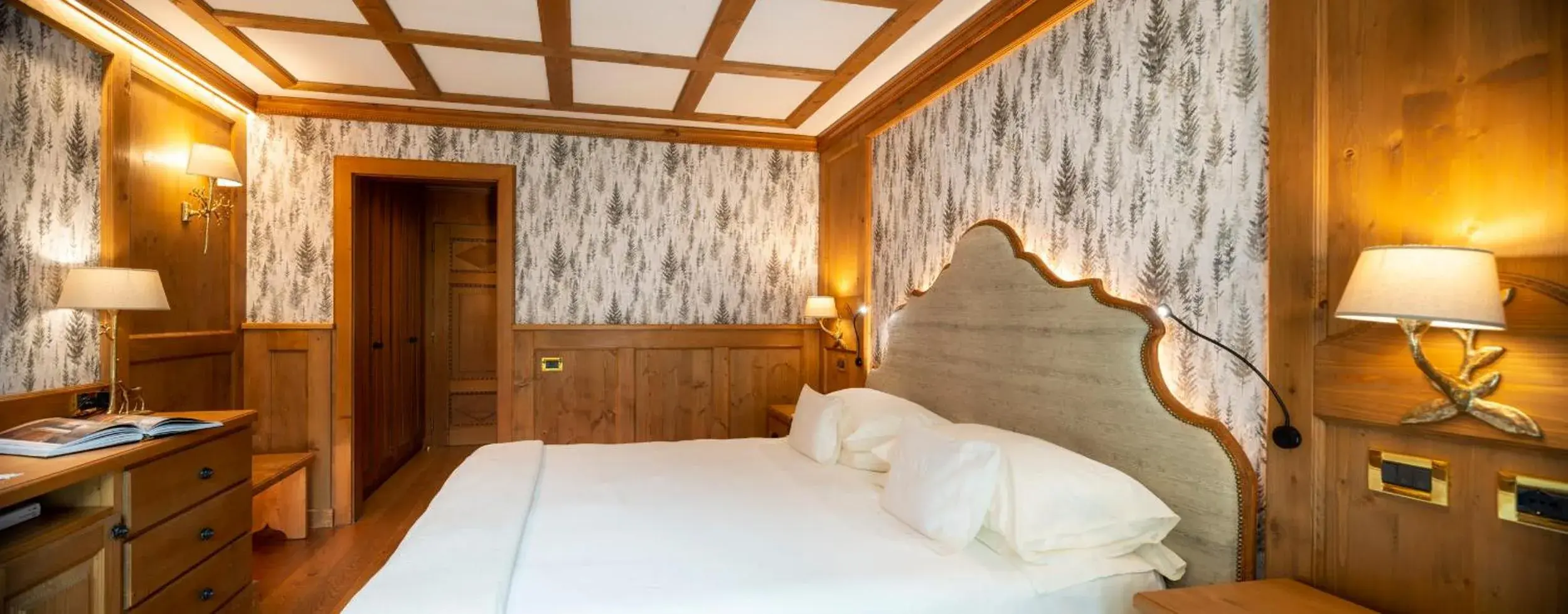 Superior Double Room in Gran Baita Hotel & Wellness Superior Double Room in Gran Baita Hotel & Wellness