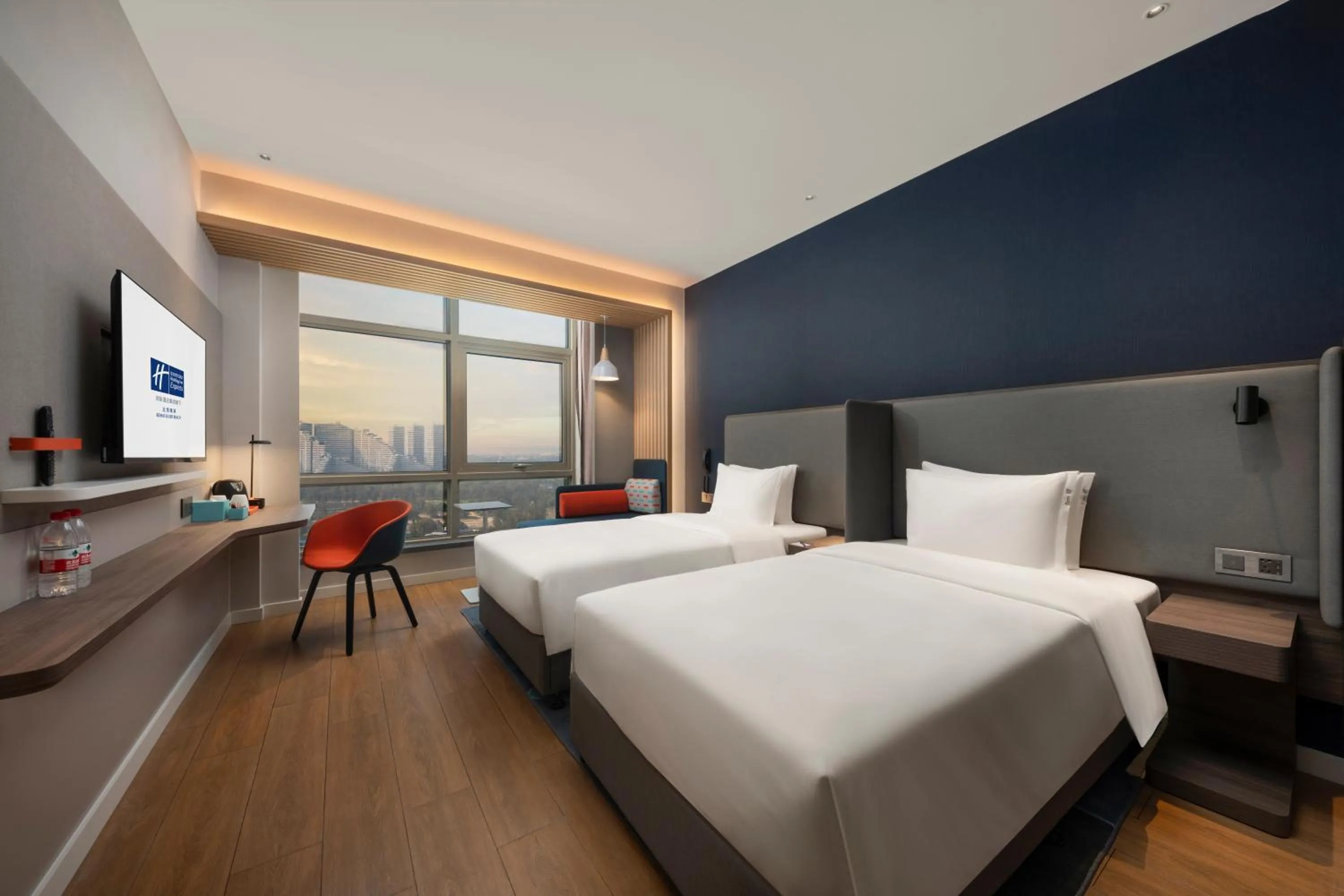 Bed in Holiday Inn Express Beihai Silver Beach by IHG