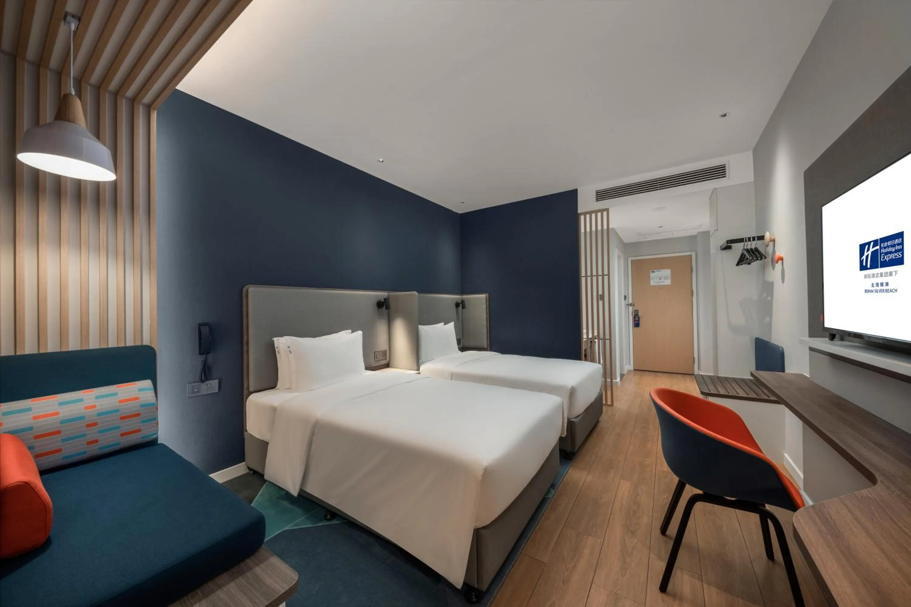 Bed in Holiday Inn Express Beihai Silver Beach by IHG