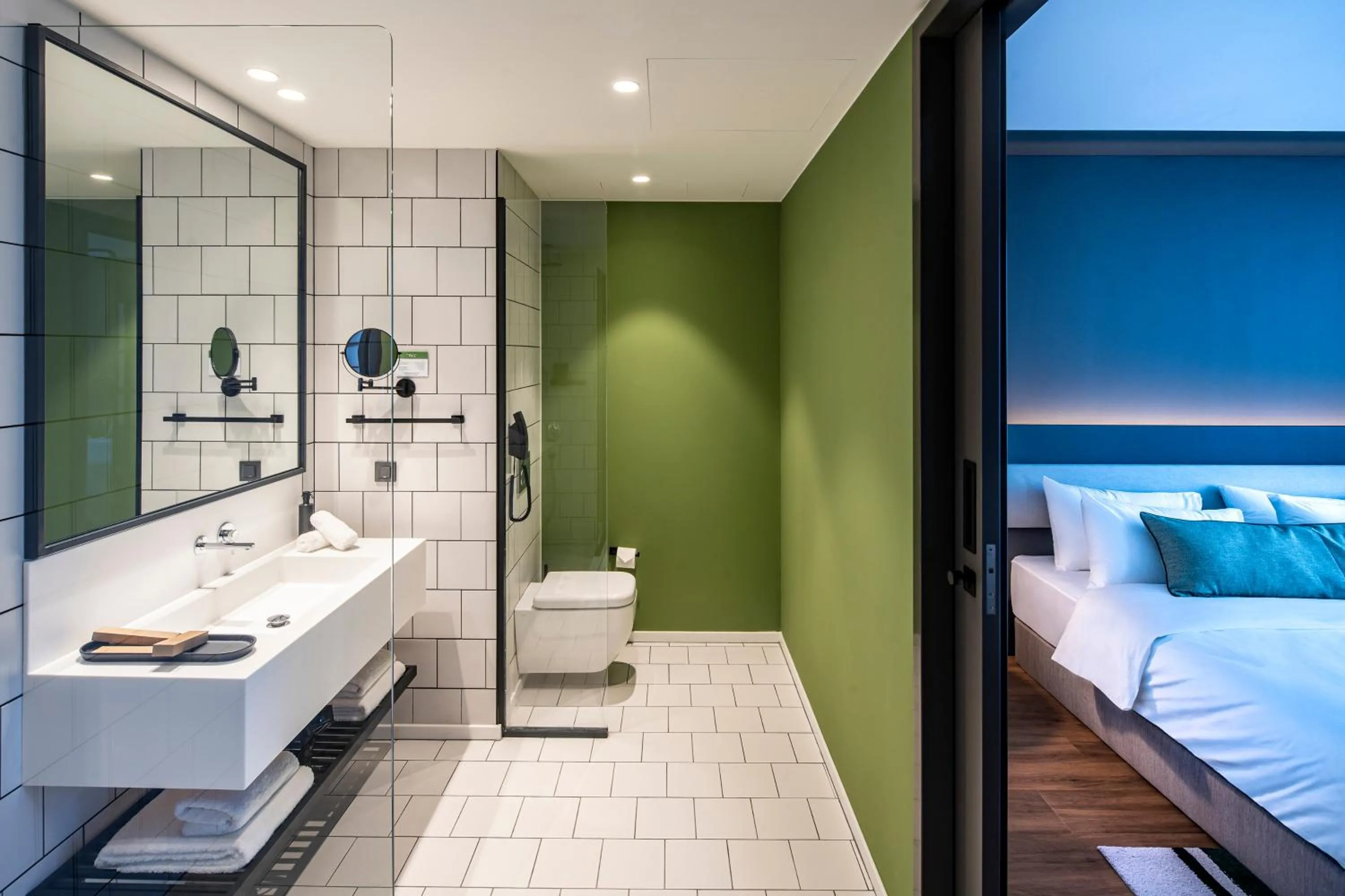Bathroom, Bed in Fletcher Hotel-Restaurant Oisterwijk-Tilburg