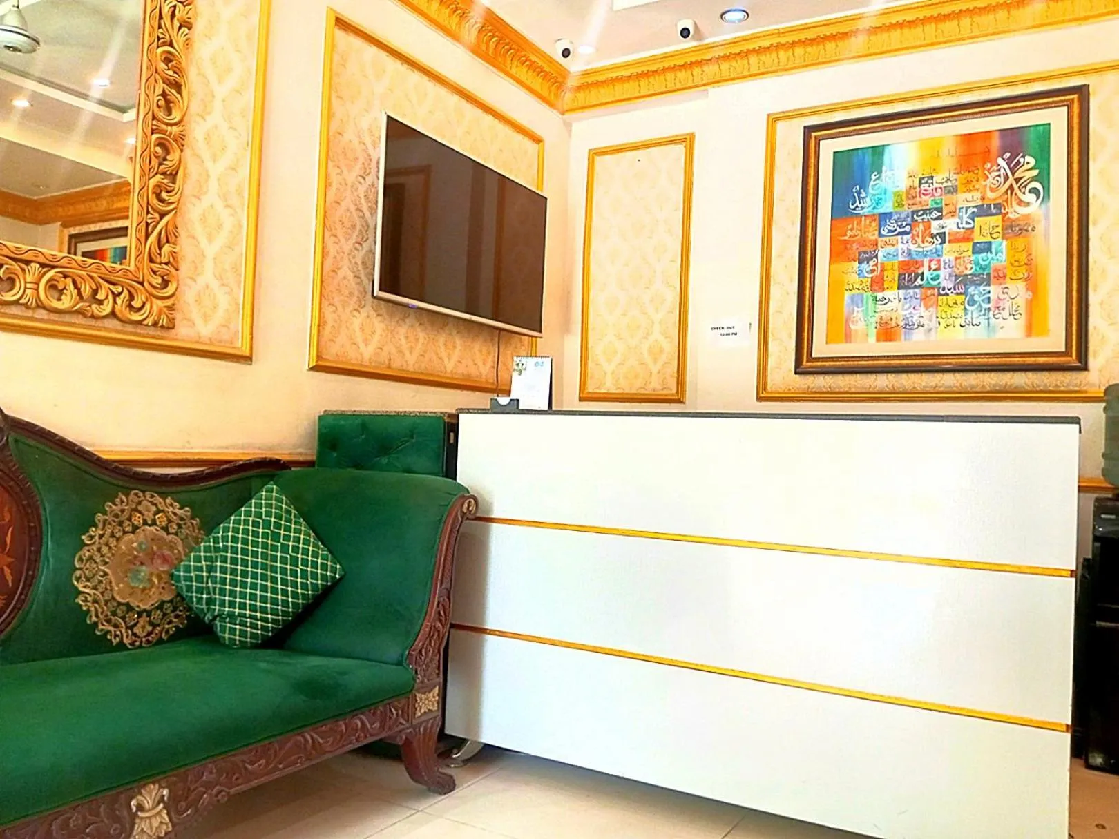 Lobby or reception in Golden One Hotel